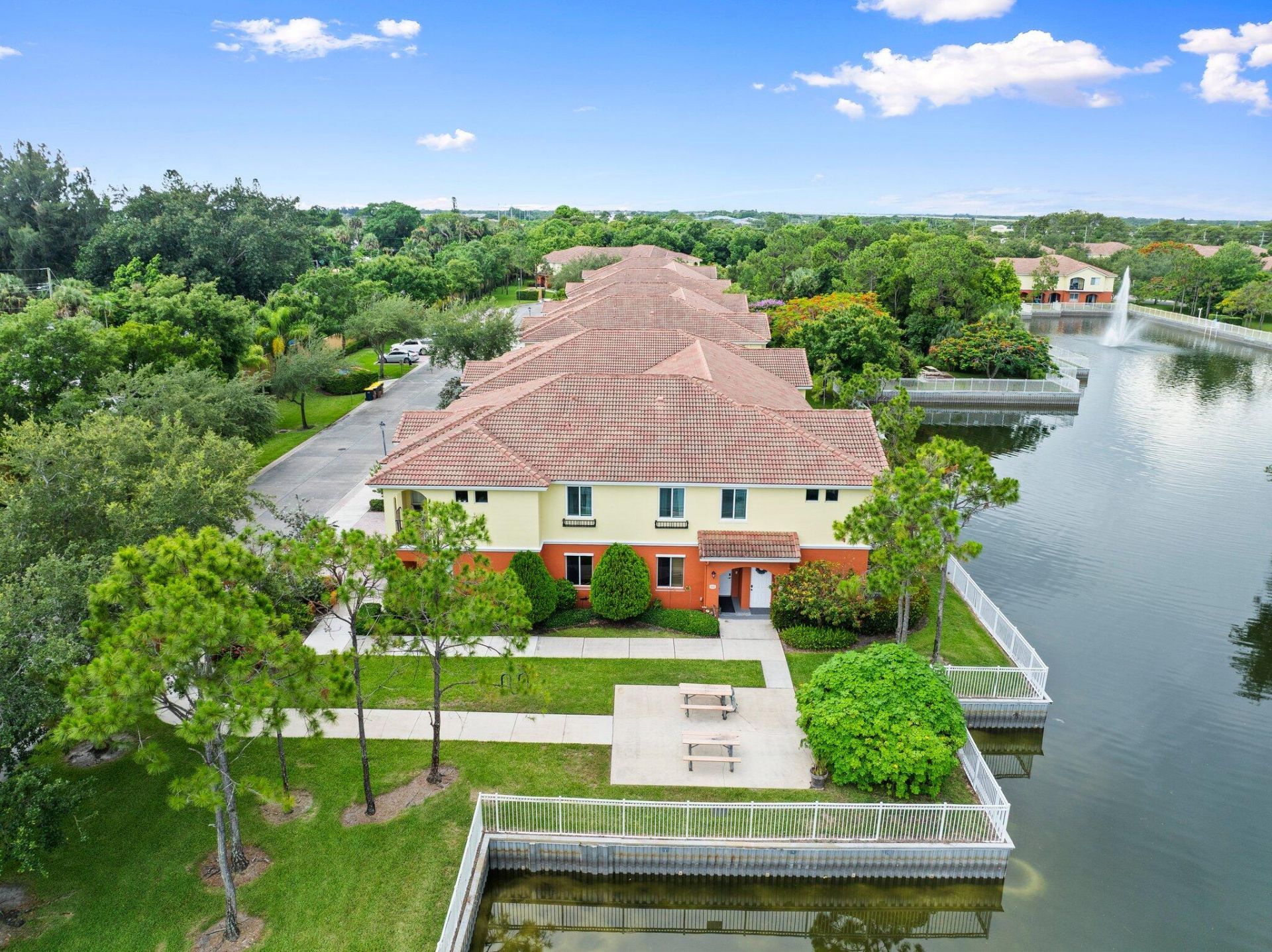 63 SE Palermo Court, Unit 203, Stuart, FL 34994 Photo