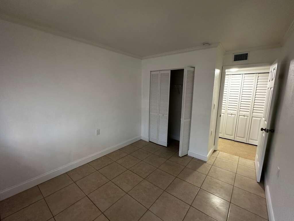 1201 Lake Victoria Drive, Unit P, West Palm Beach, FL 33411 Photo