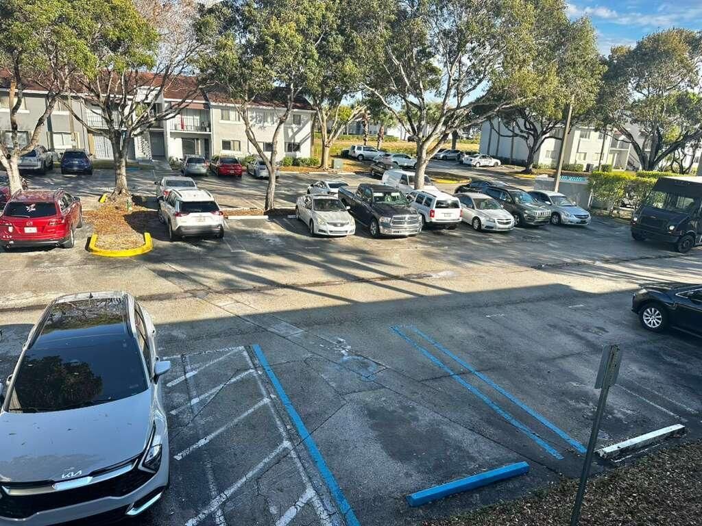 1201 Lake Victoria Drive, Unit P, West Palm Beach, FL 33411 Photo