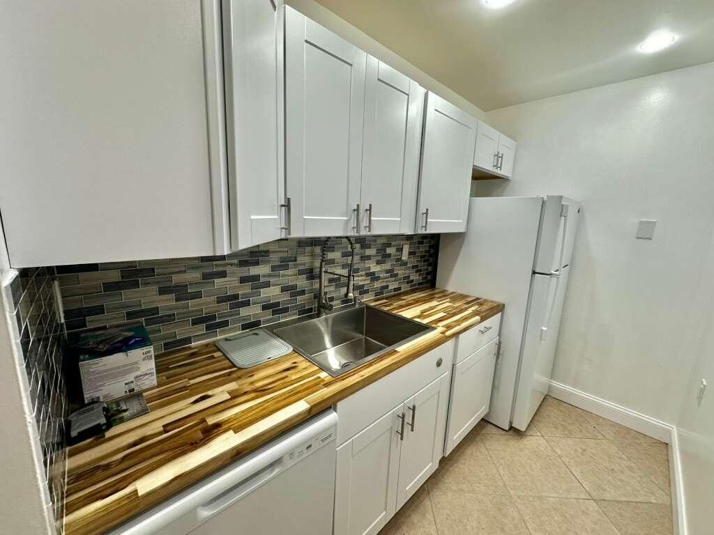 1201 Lake Victoria Drive, Unit P, West Palm Beach, FL 33411 Photo