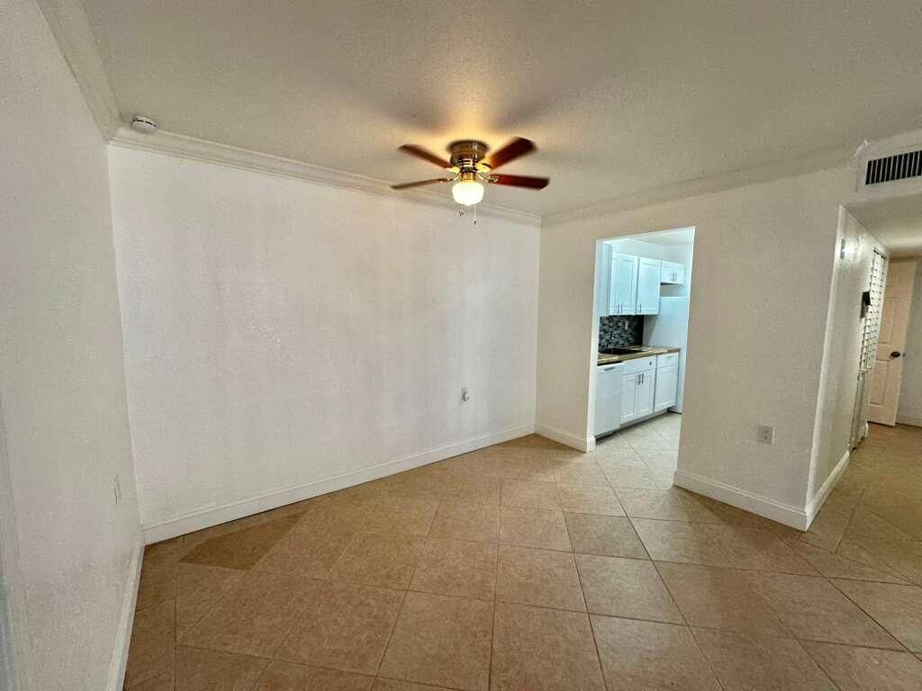 1201 Lake Victoria Drive, Unit P, West Palm Beach, FL 33411 Photo