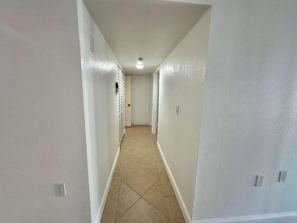 1201 Lake Victoria Drive, Unit P, West Palm Beach, FL 33411 Photo