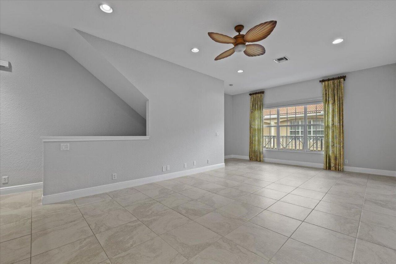 4902 Vine Cliff Way E, Palm Beach Gardens, FL 33418 Photo