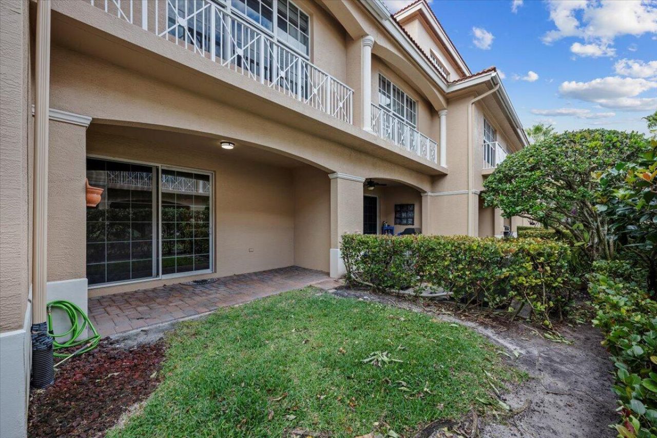 4902 Vine Cliff Way E, Palm Beach Gardens, FL 33418 Photo