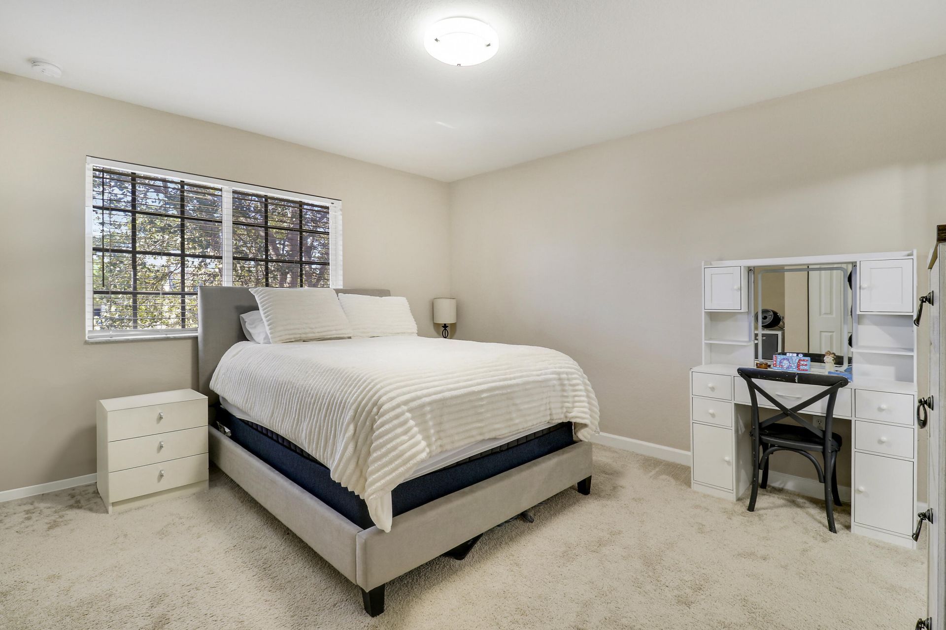 4170 Napoli Lake Drive, Riviera Beach, FL 33410 Photo