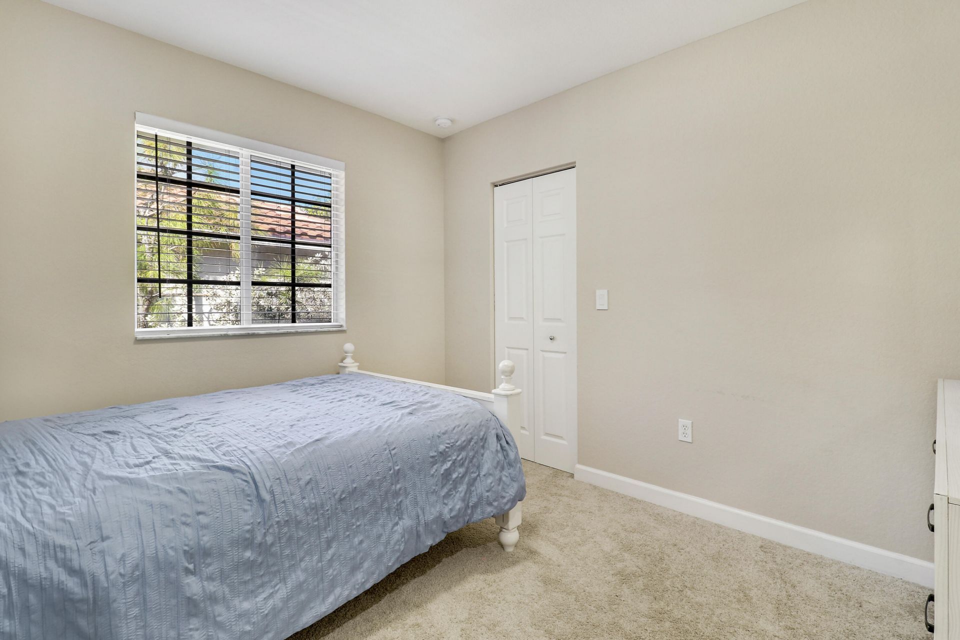 4170 Napoli Lake Drive, Riviera Beach, FL 33410 Photo