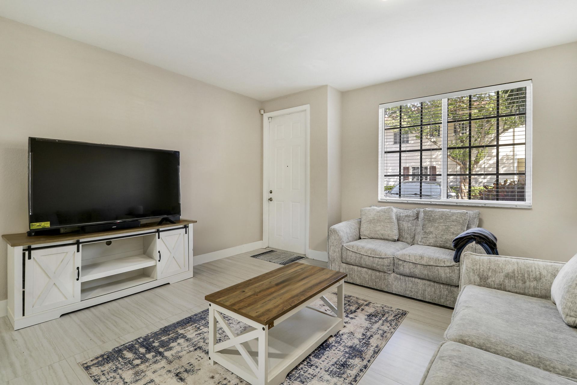 4170 Napoli Lake Drive, Riviera Beach, FL 33410 Photo