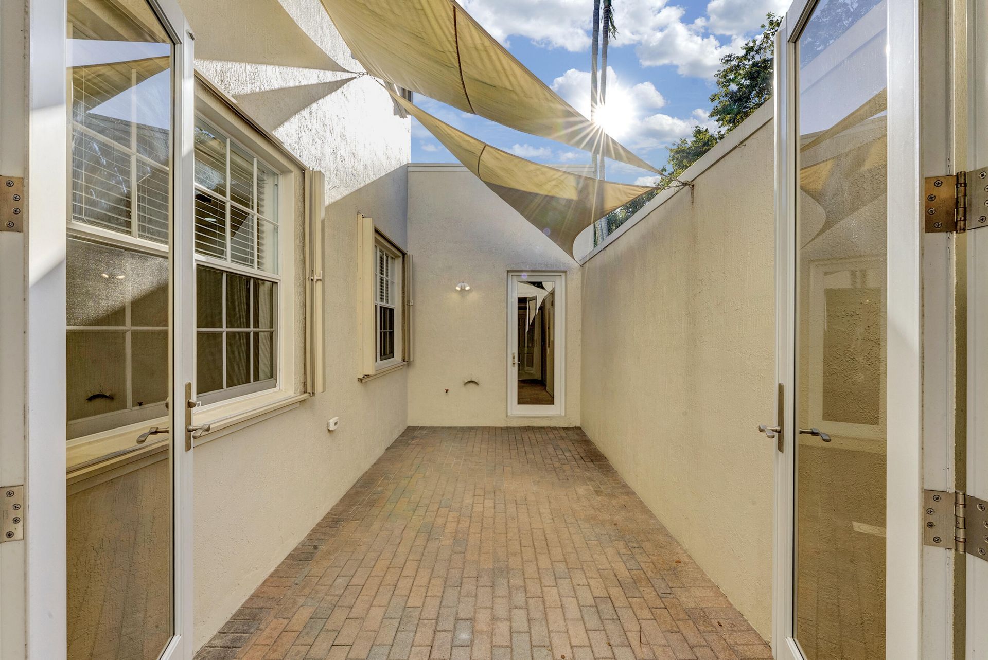 406 NW 25th Avenue, Boynton Beach, FL 33426 Photo