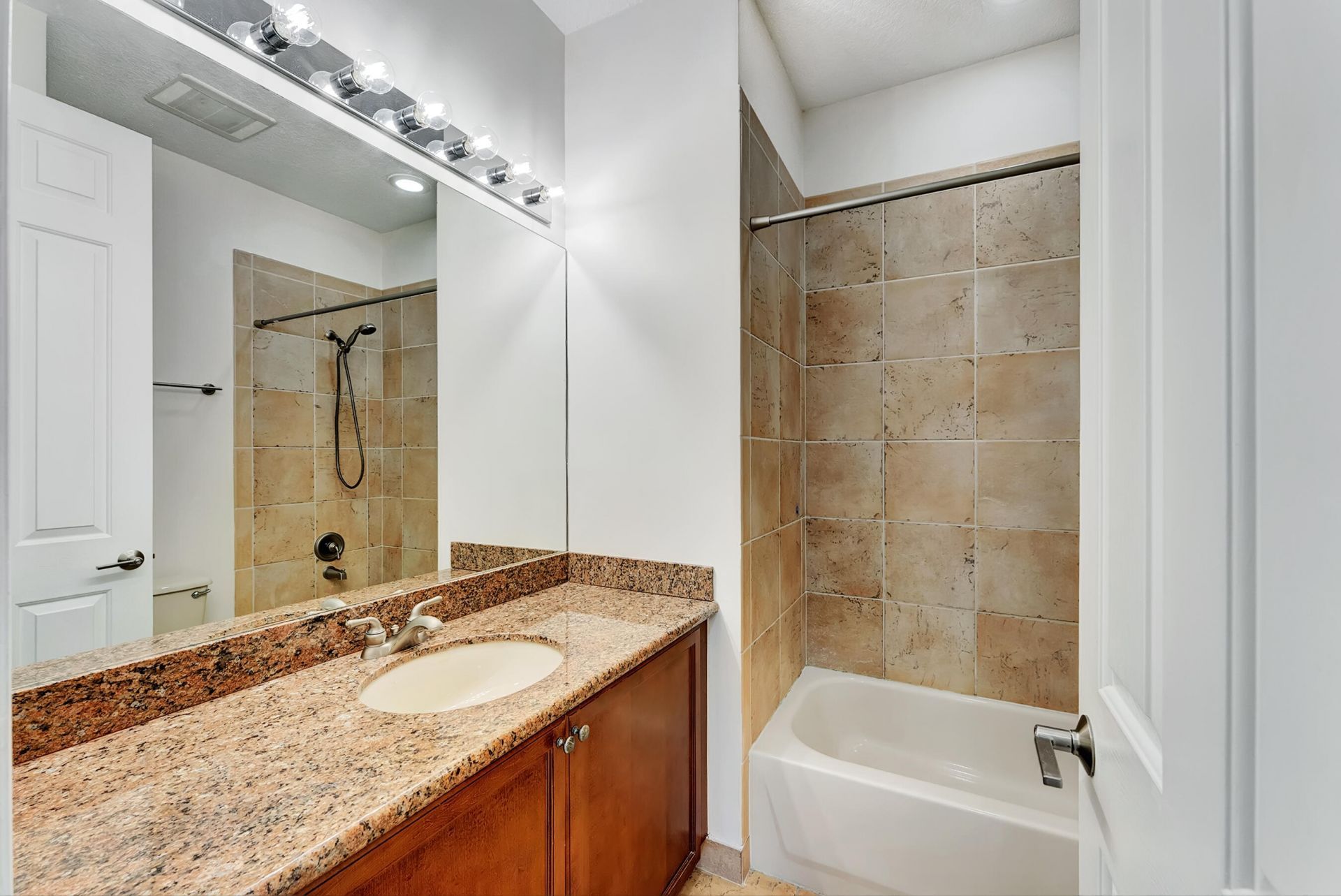 406 NW 25th Avenue, Boynton Beach, FL 33426 Photo