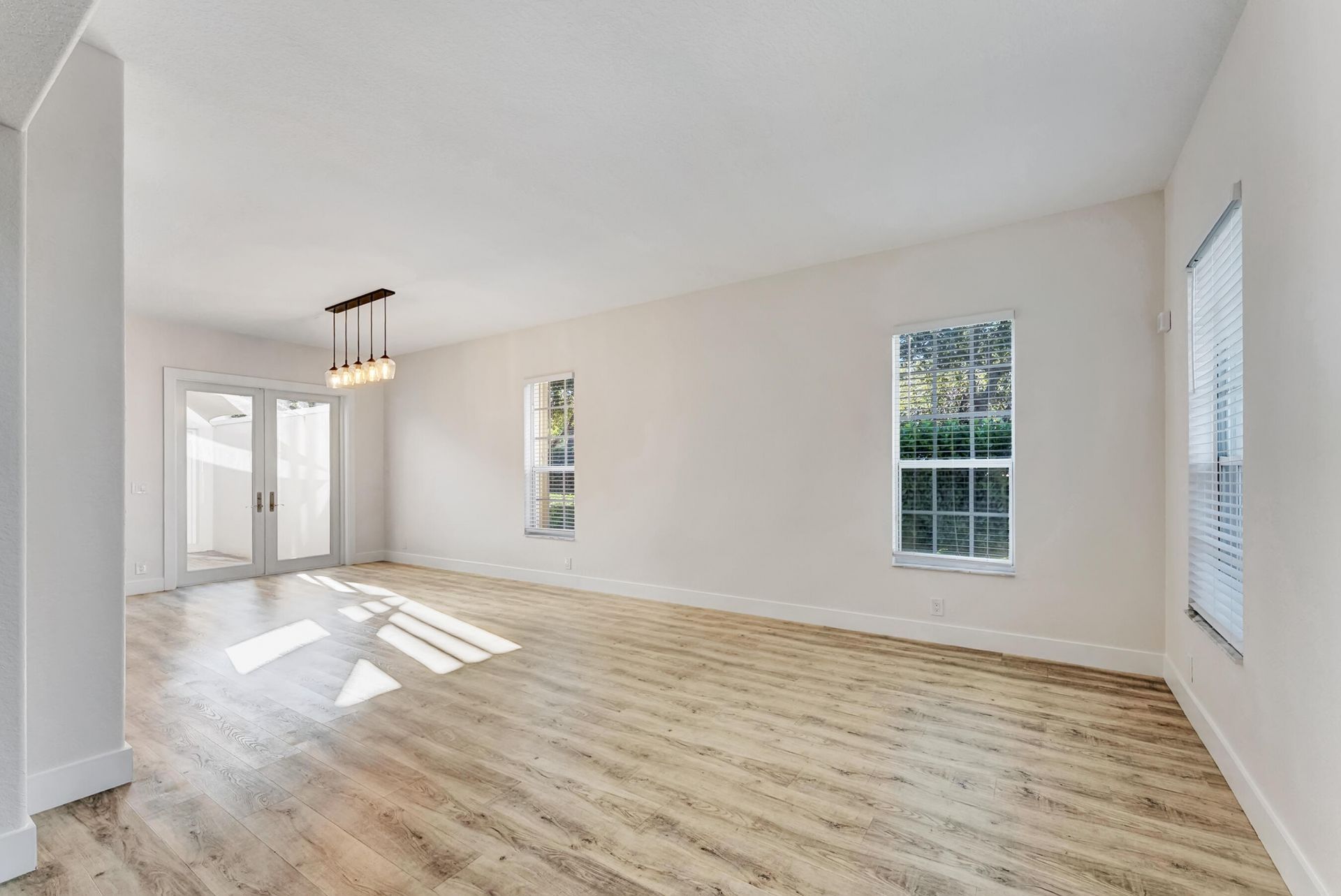 406 NW 25th Avenue, Boynton Beach, FL 33426 Photo