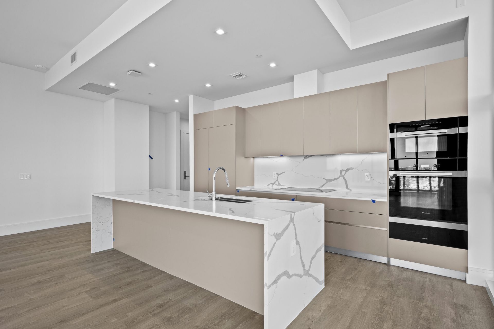 220 Lake Shore Drive, Unit 2323, Lake Park, FL 33403 Photo