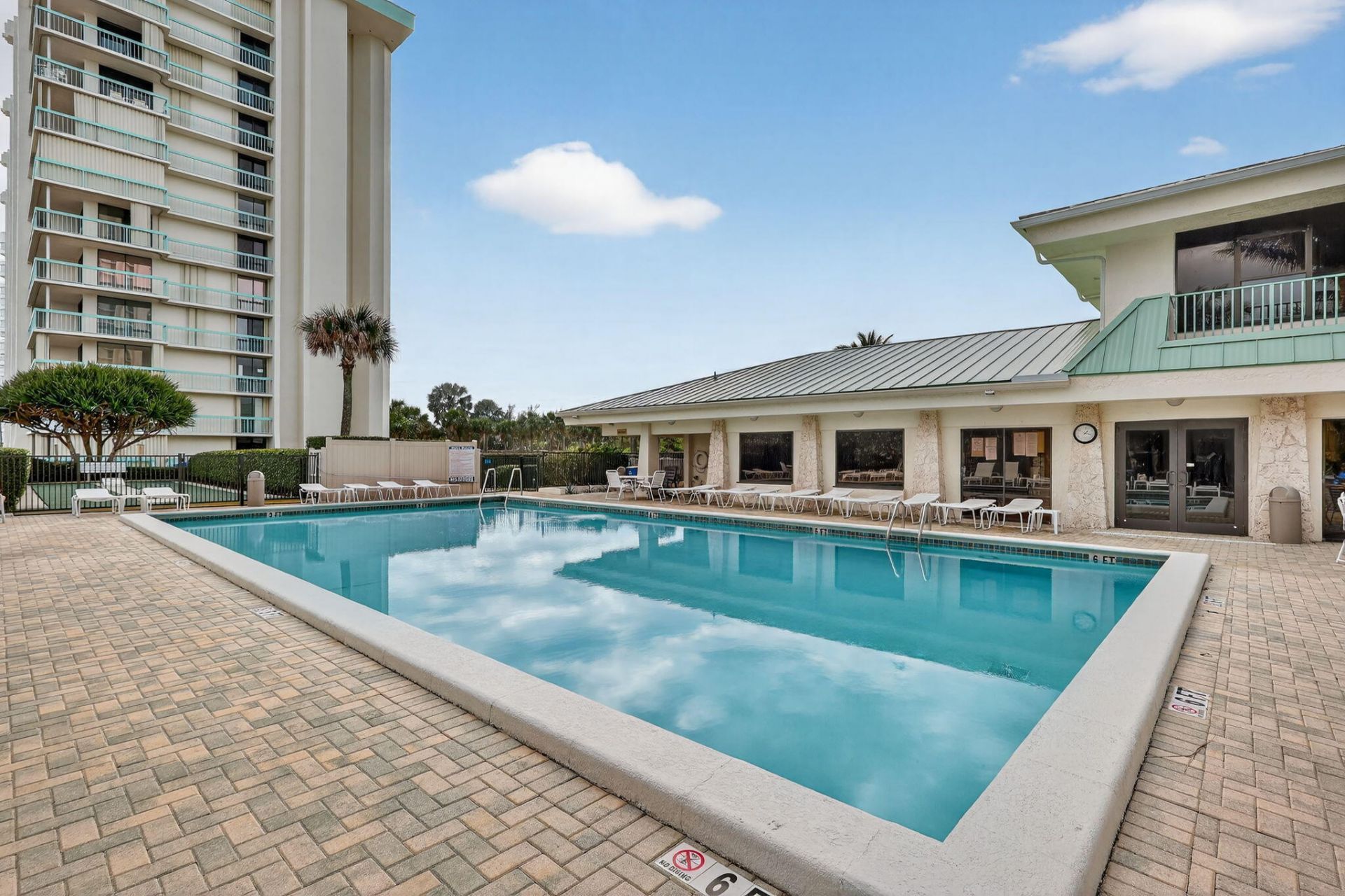 9940 S Ocean Drive, Unit 202, Jensen Beach, FL 34957 Photo