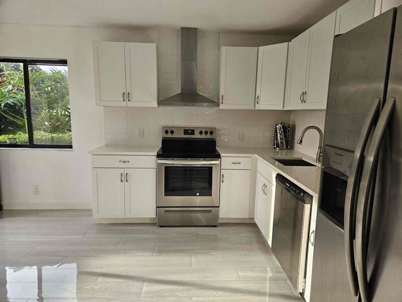 5246 Fountains Drive S, Lake Worth, FL 33467 Photo