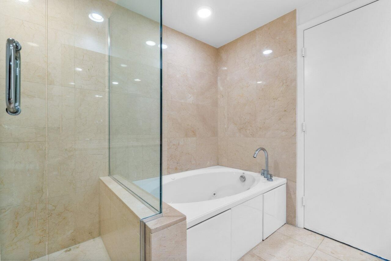 550 Okeechobee Boulevard, Unit 1723, West Palm Beach, FL 33401 Photo