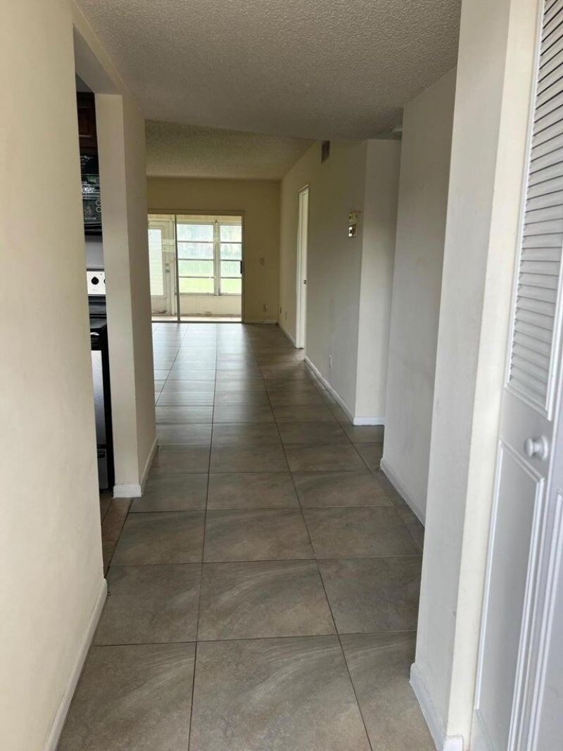 2700 Casita Way, Unit 110, Delray Beach, FL 33445 Photo