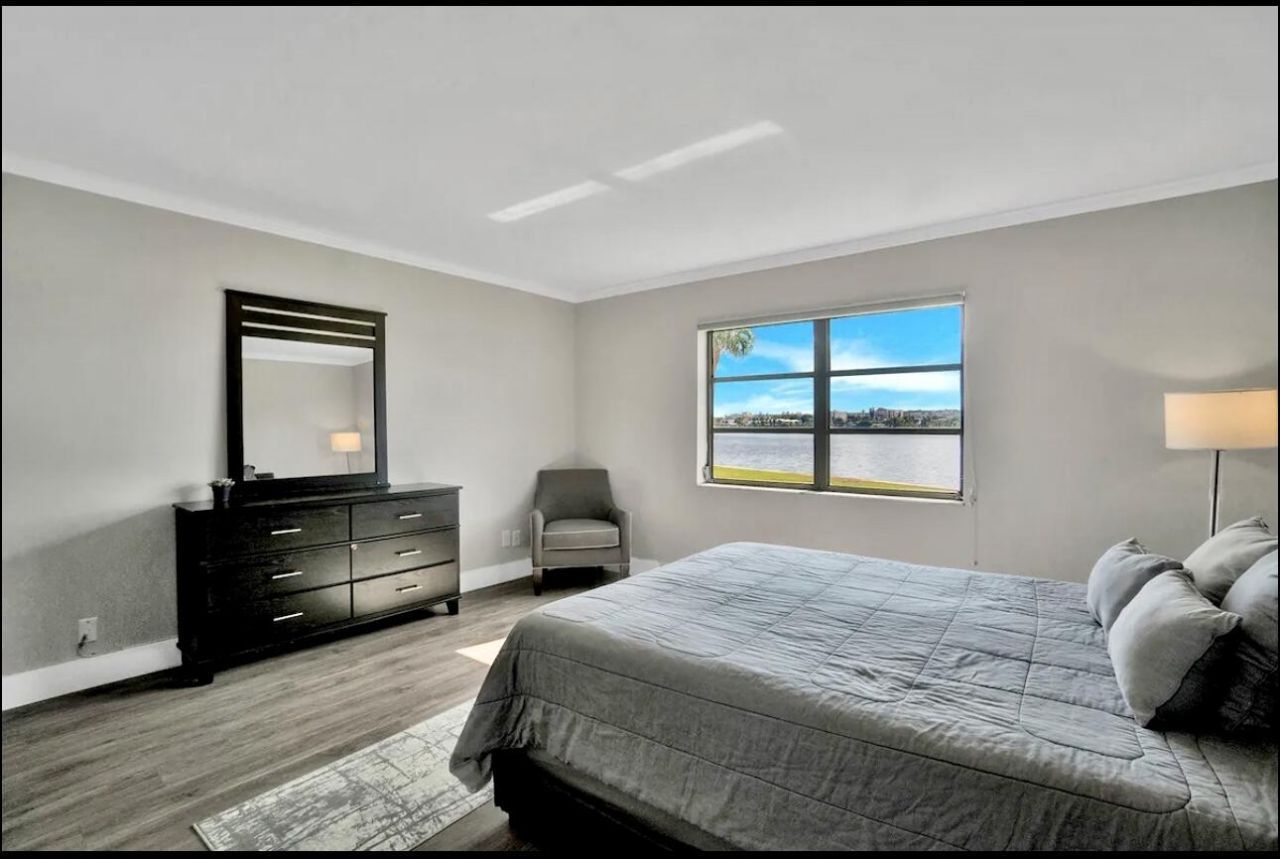 300 Croton Avenue, Unit 102, Lantana, FL 33462 Photo