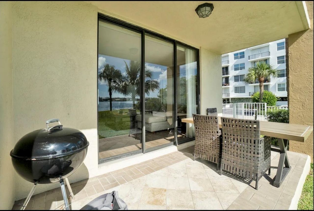 300 Croton Avenue, Unit 102, Lantana, FL 33462 Photo