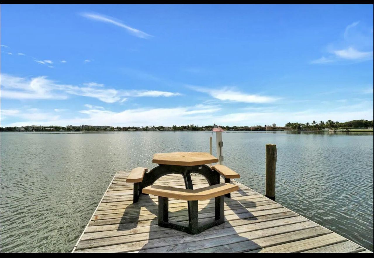 300 Croton Avenue, Unit 102, Lantana, FL 33462 Photo