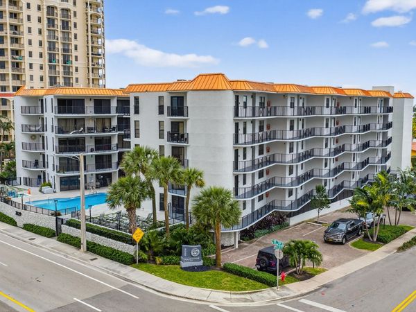 2029 N Ocean Boulevard, Unit 509, Fort Lauderdale, FL 33305