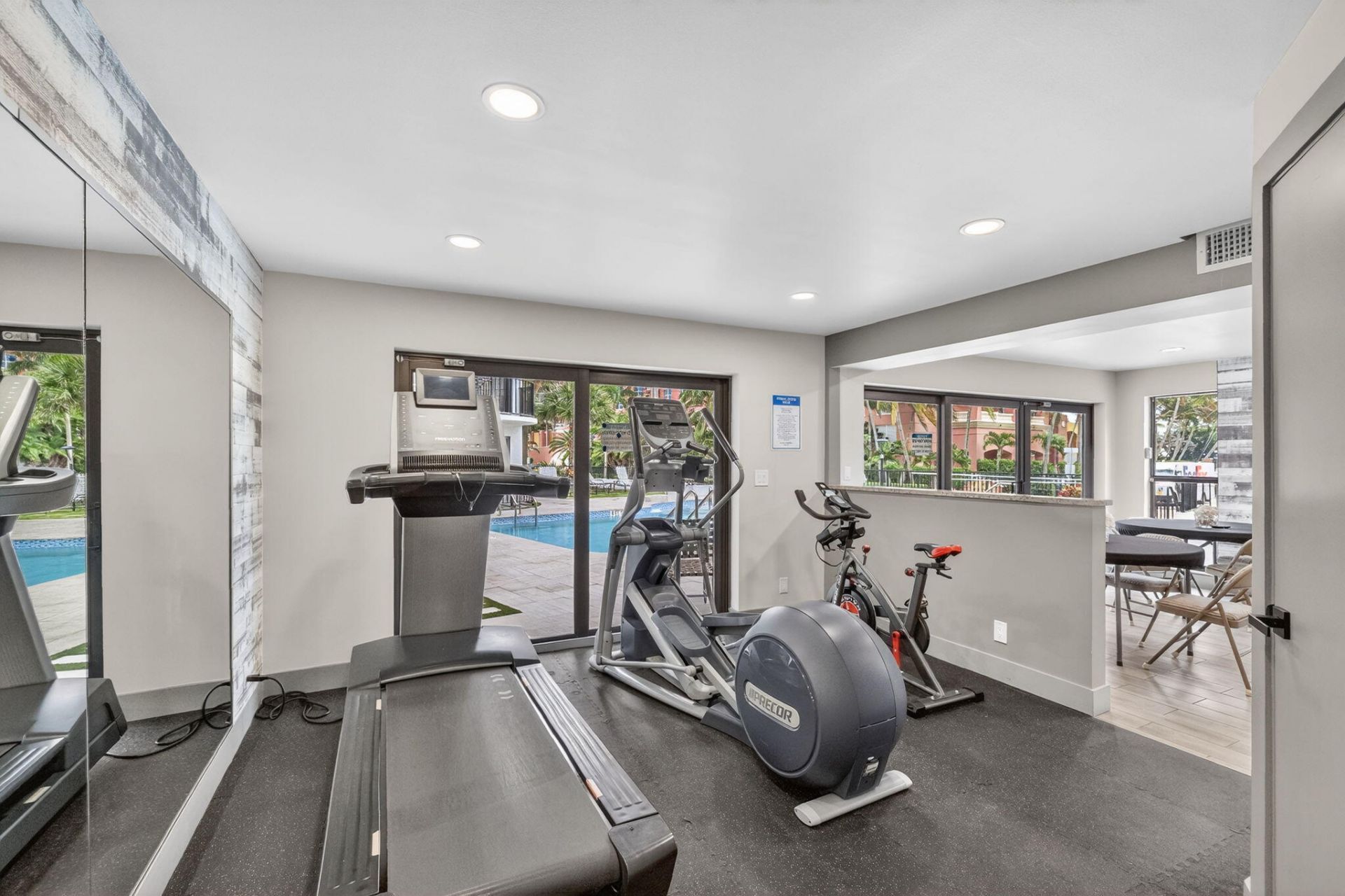 2029 N Ocean Boulevard, Unit 509, Fort Lauderdale, FL 33305 Photo