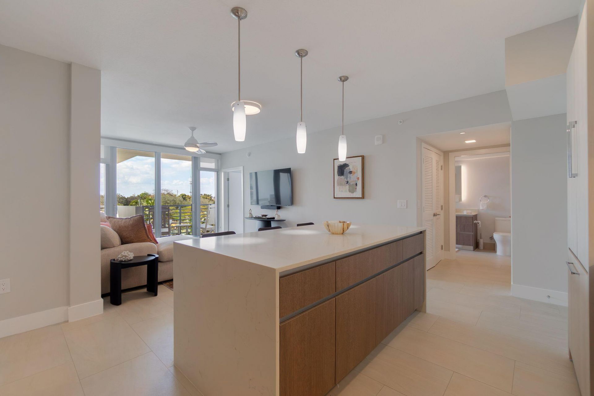 111 SE 1st Avenue, Unit 404, Delray Beach, FL 33444 Photo