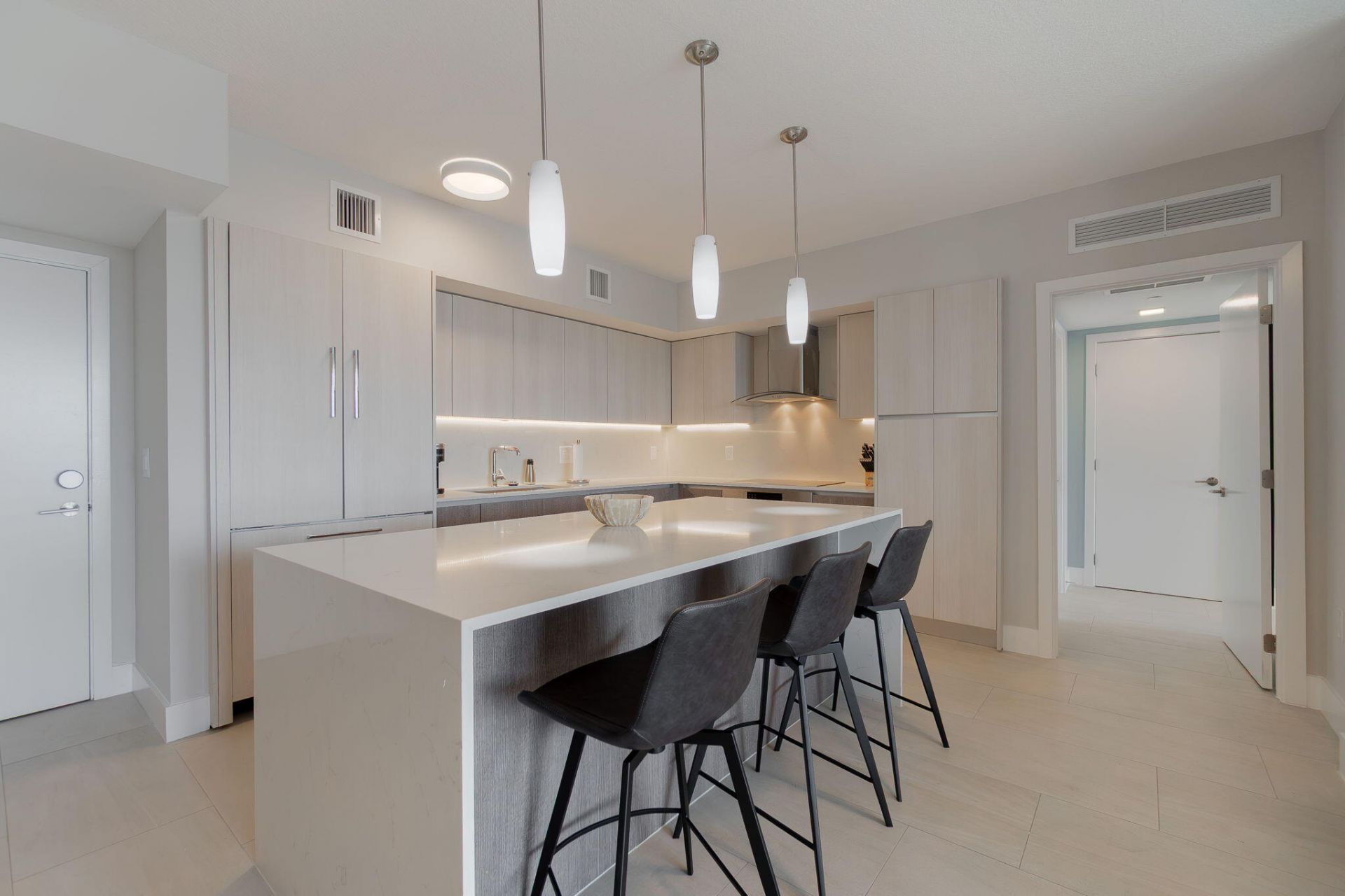 111 SE 1st Avenue, Unit 404, Delray Beach, FL 33444 Photo