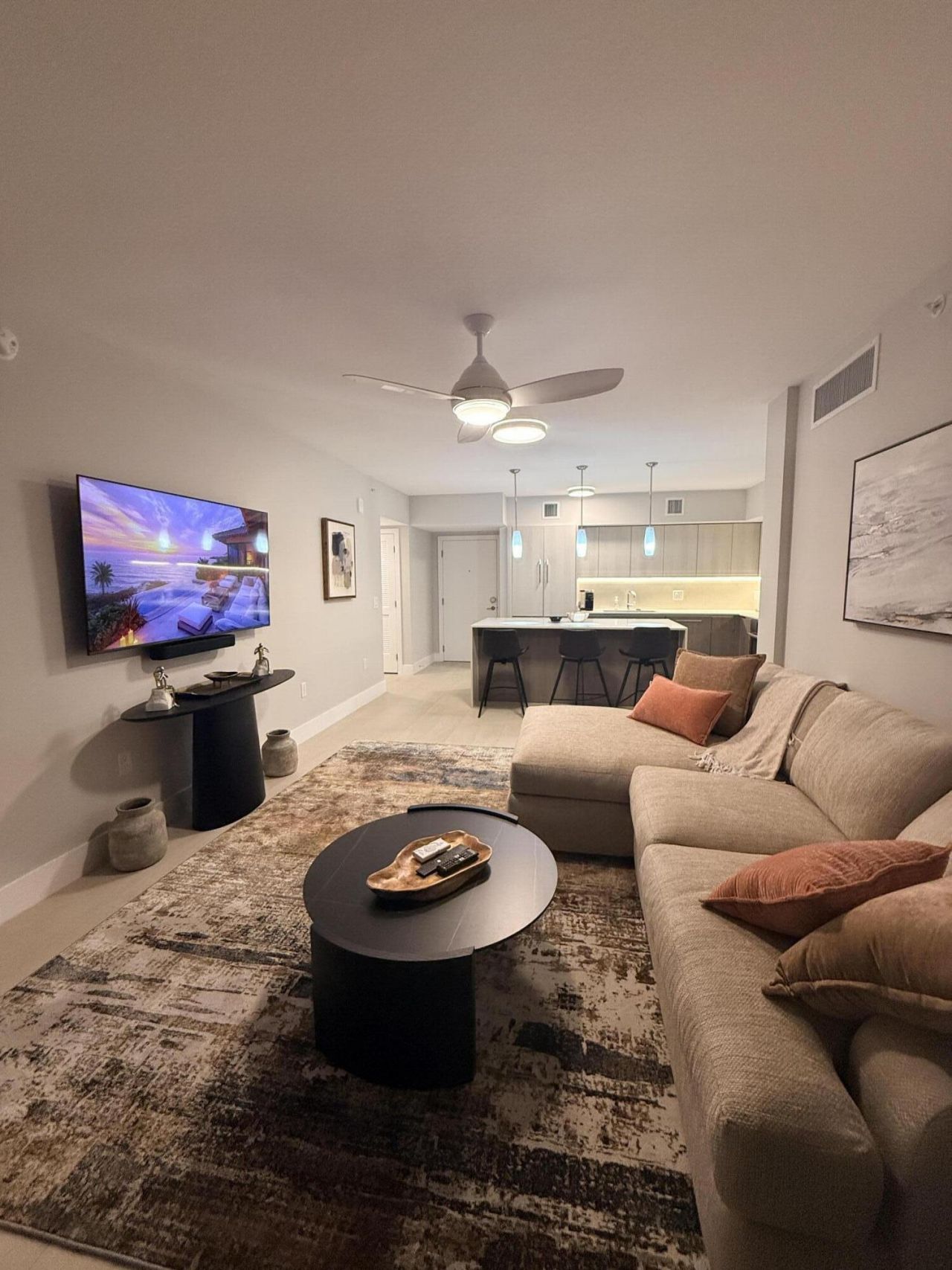 111 SE 1st Avenue, Unit 404, Delray Beach, FL 33444 Photo