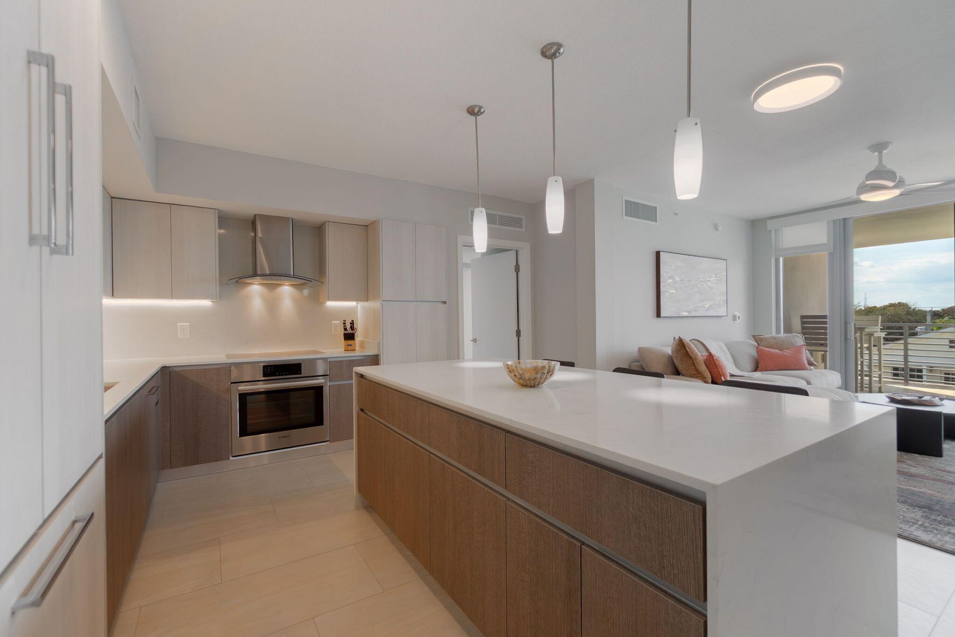 111 SE 1st Avenue, Unit 404, Delray Beach, FL 33444 Photo