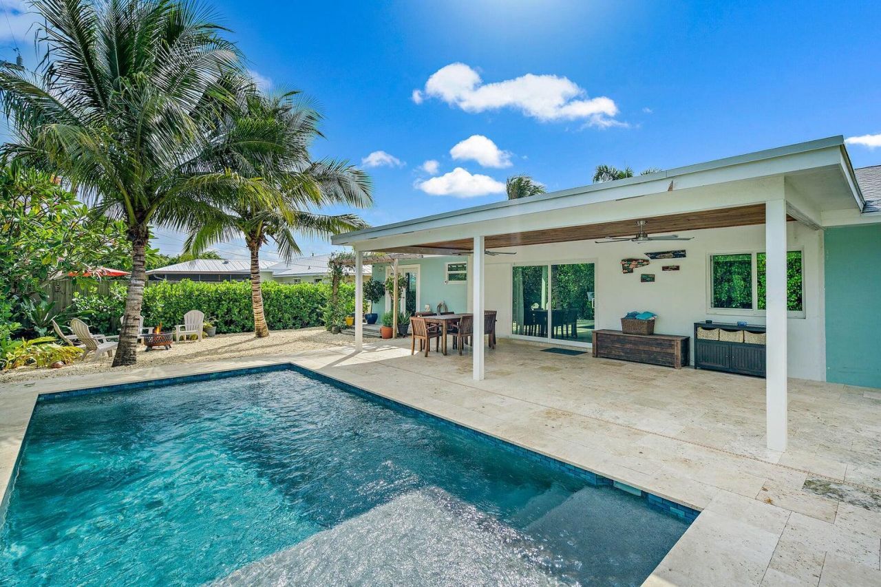 356 Mars Avenue, Tequesta, FL 33469 Photo