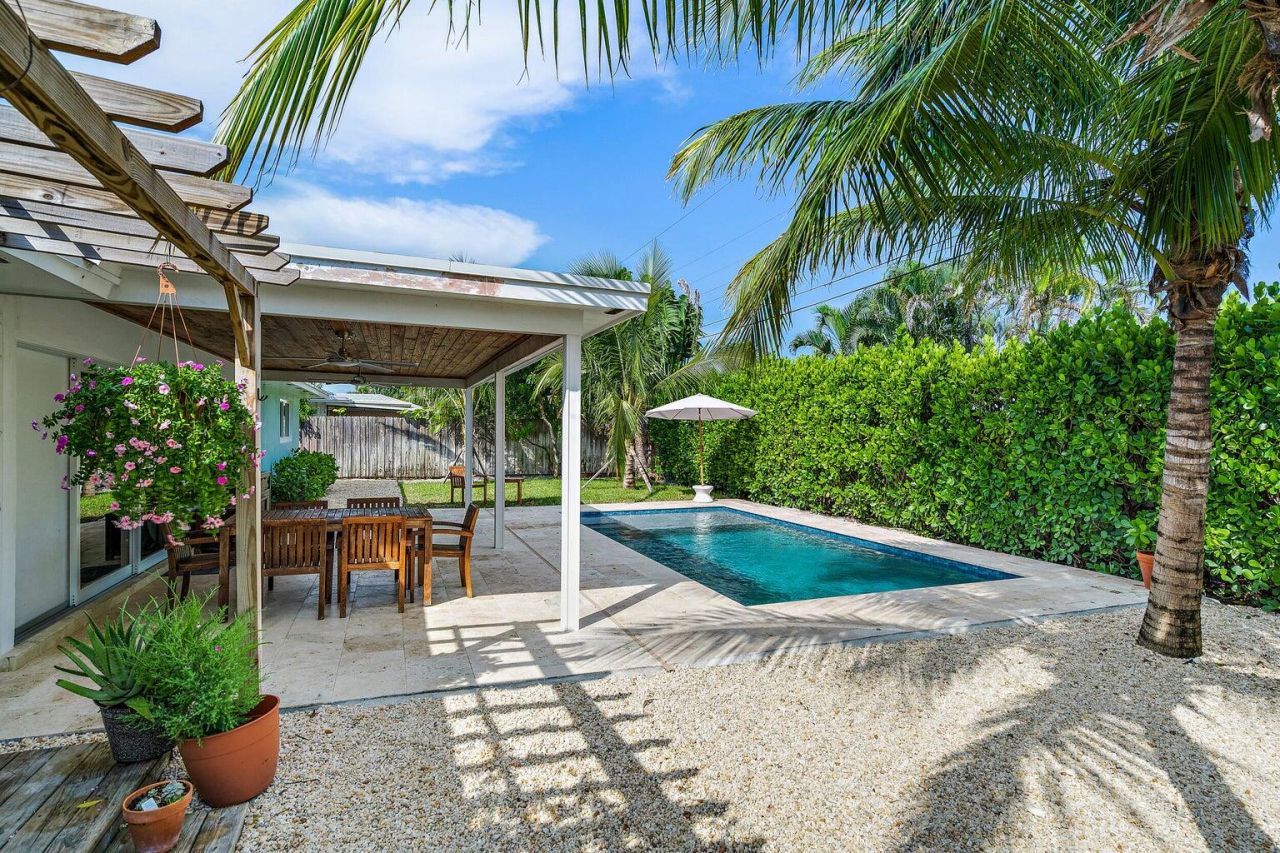 356 Mars Avenue, Tequesta, FL 33469 Photo