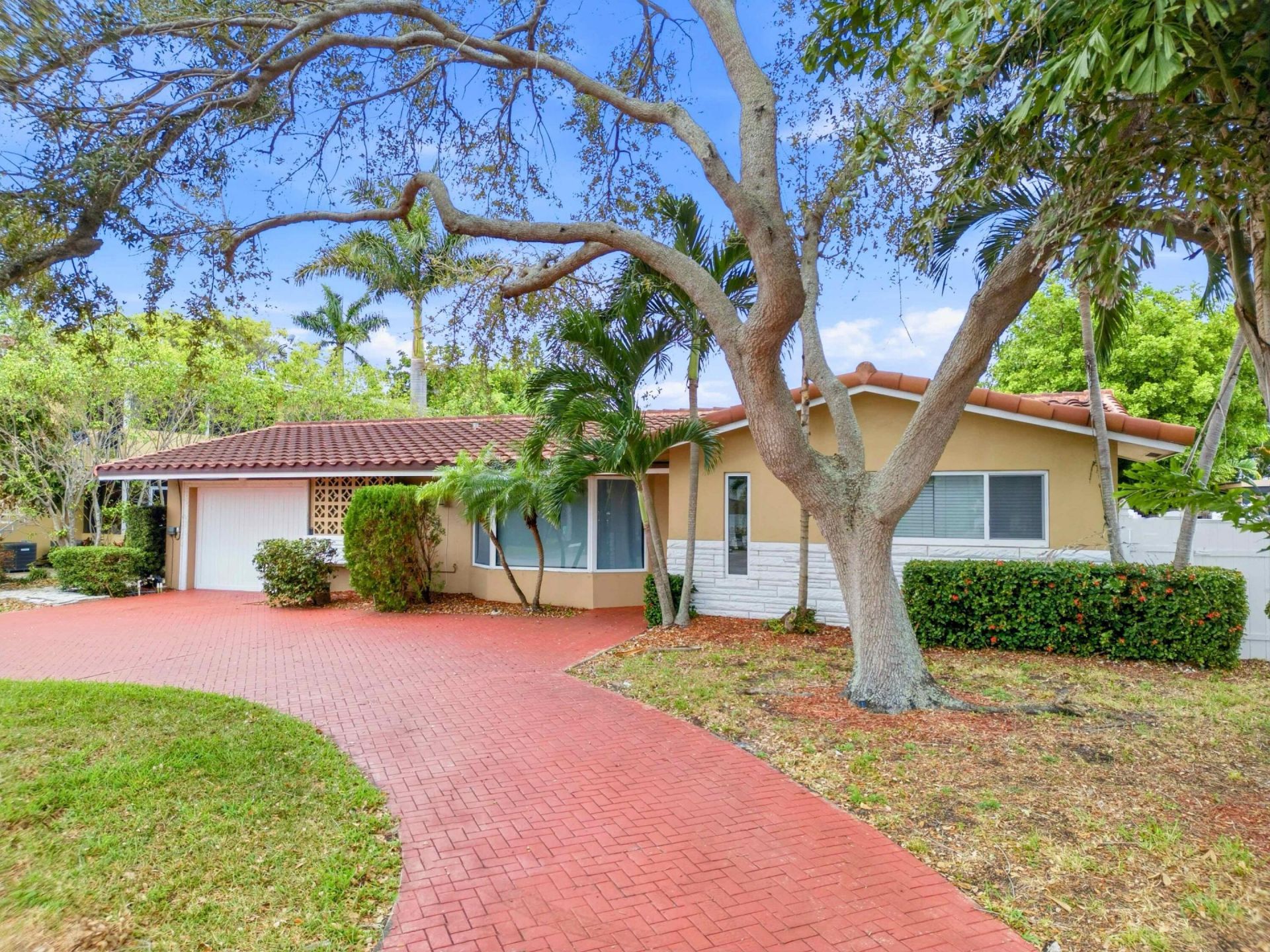 1921 NE 28th Court, Lighthouse Point, FL 33064 Photo