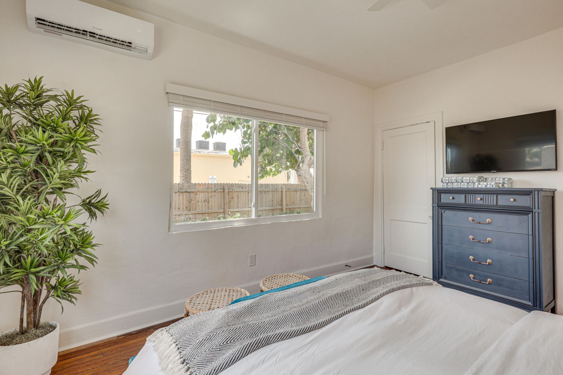 411 Valley Forge Road, West Palm Beach, FL 33405 Photo