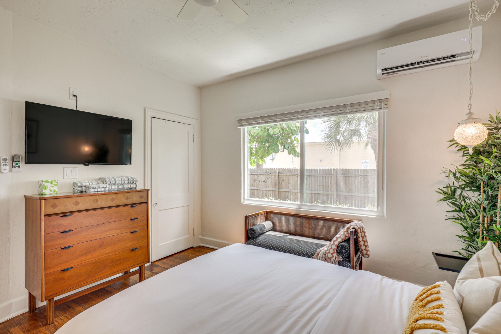 411 Valley Forge Road, West Palm Beach, FL 33405 Photo