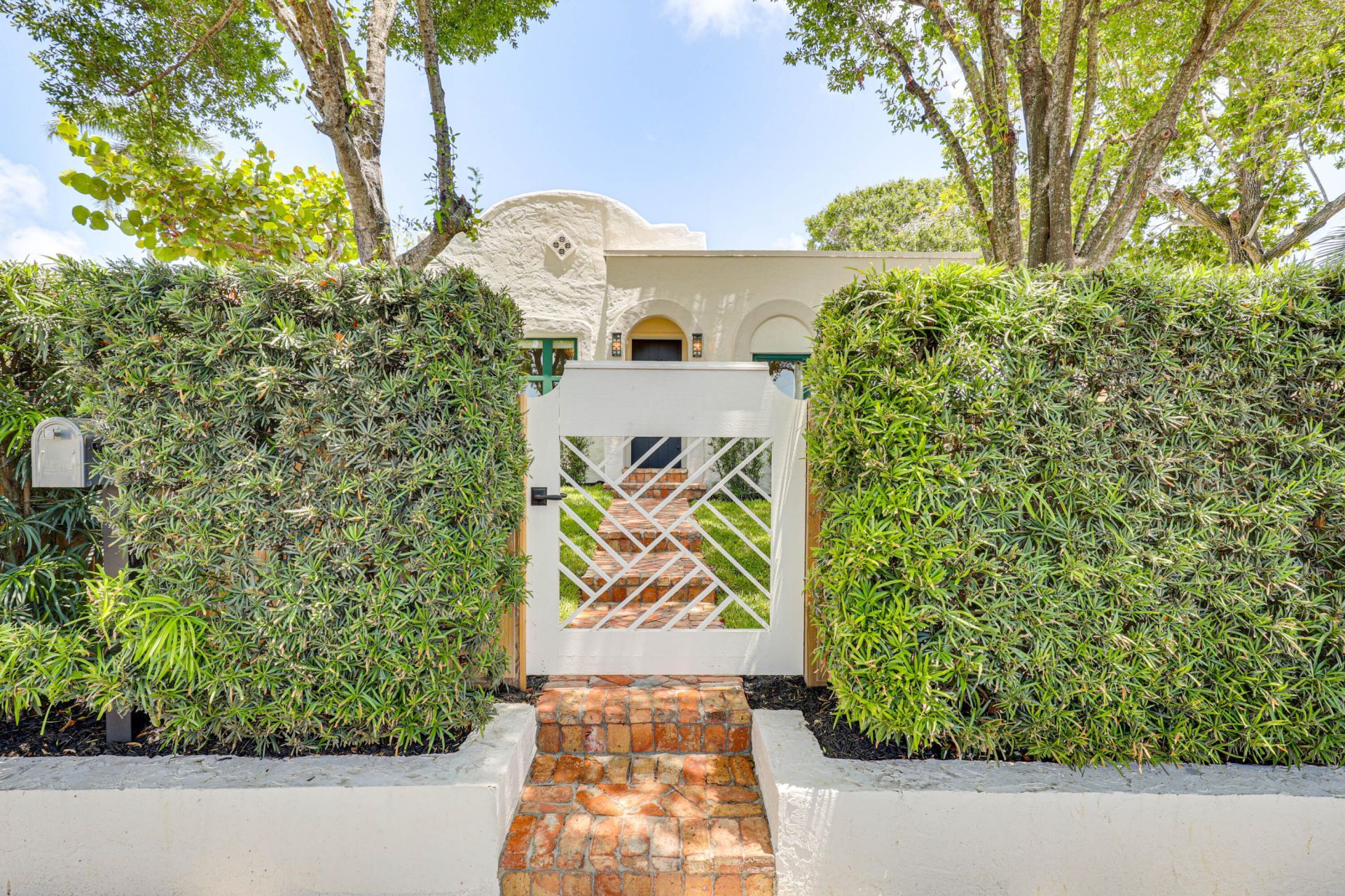 411 Valley Forge Road, West Palm Beach, FL 33405 Photo