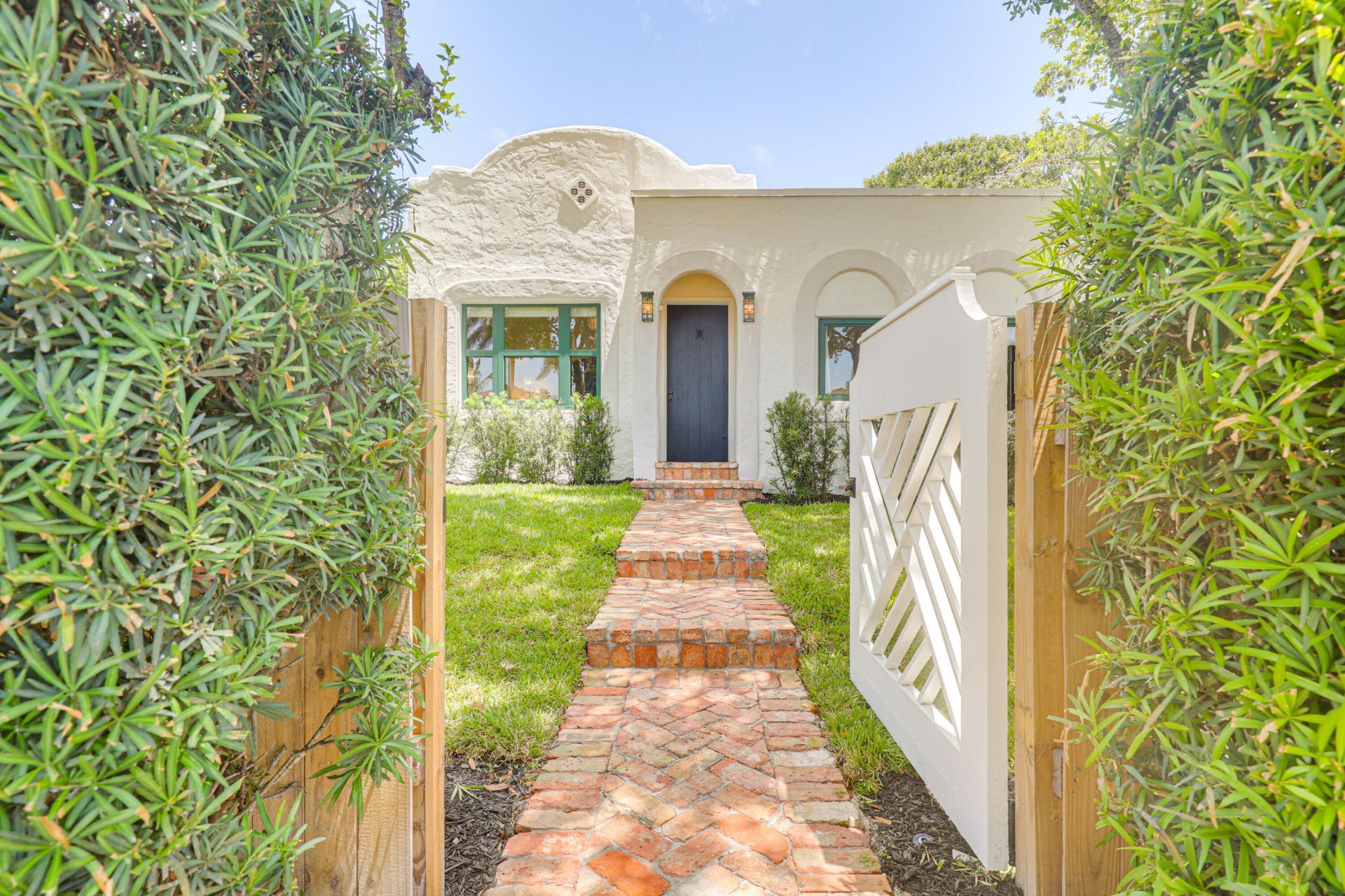 411 Valley Forge Road, West Palm Beach, FL 33405 Photo