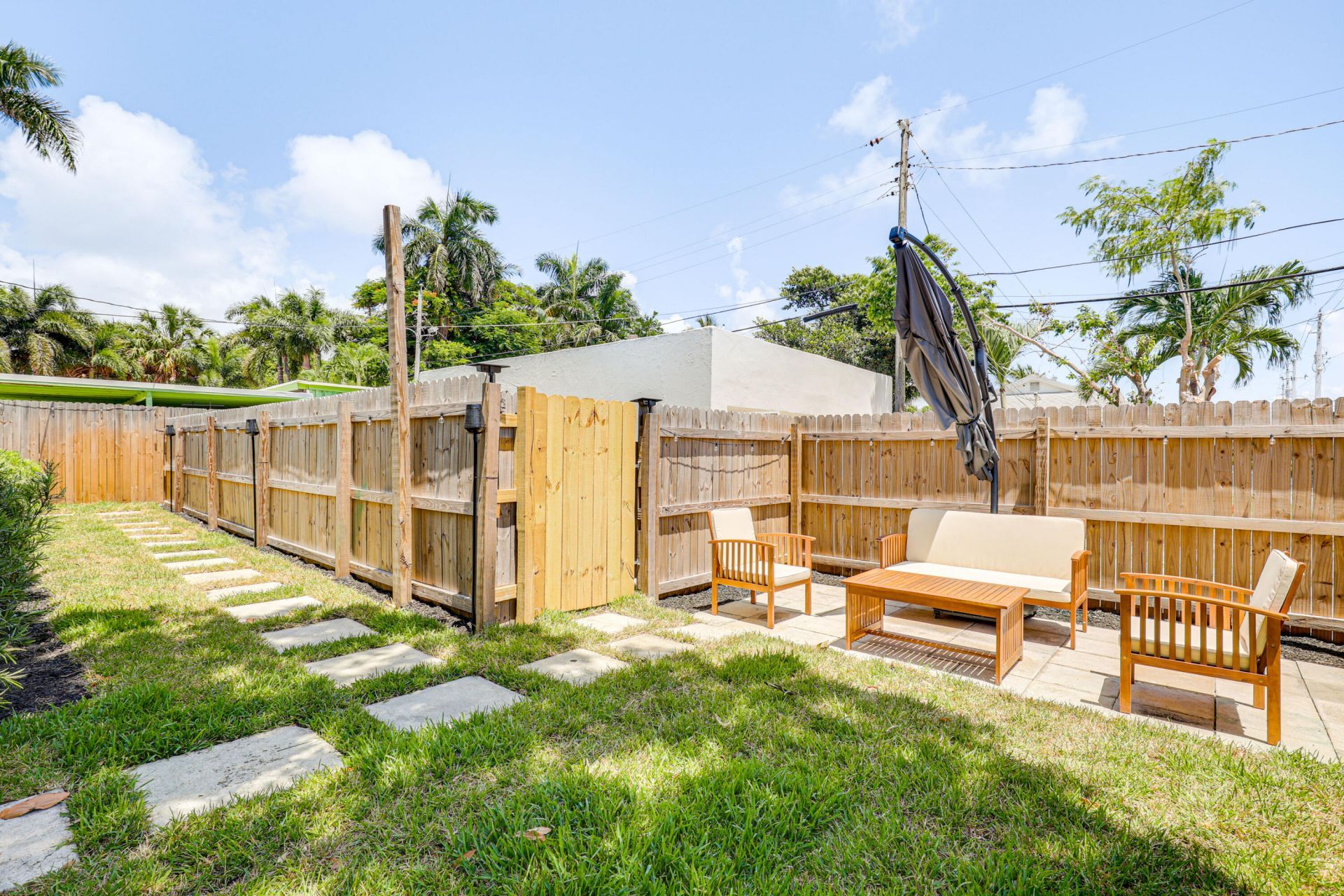 411 Valley Forge Road, West Palm Beach, FL 33405 Photo