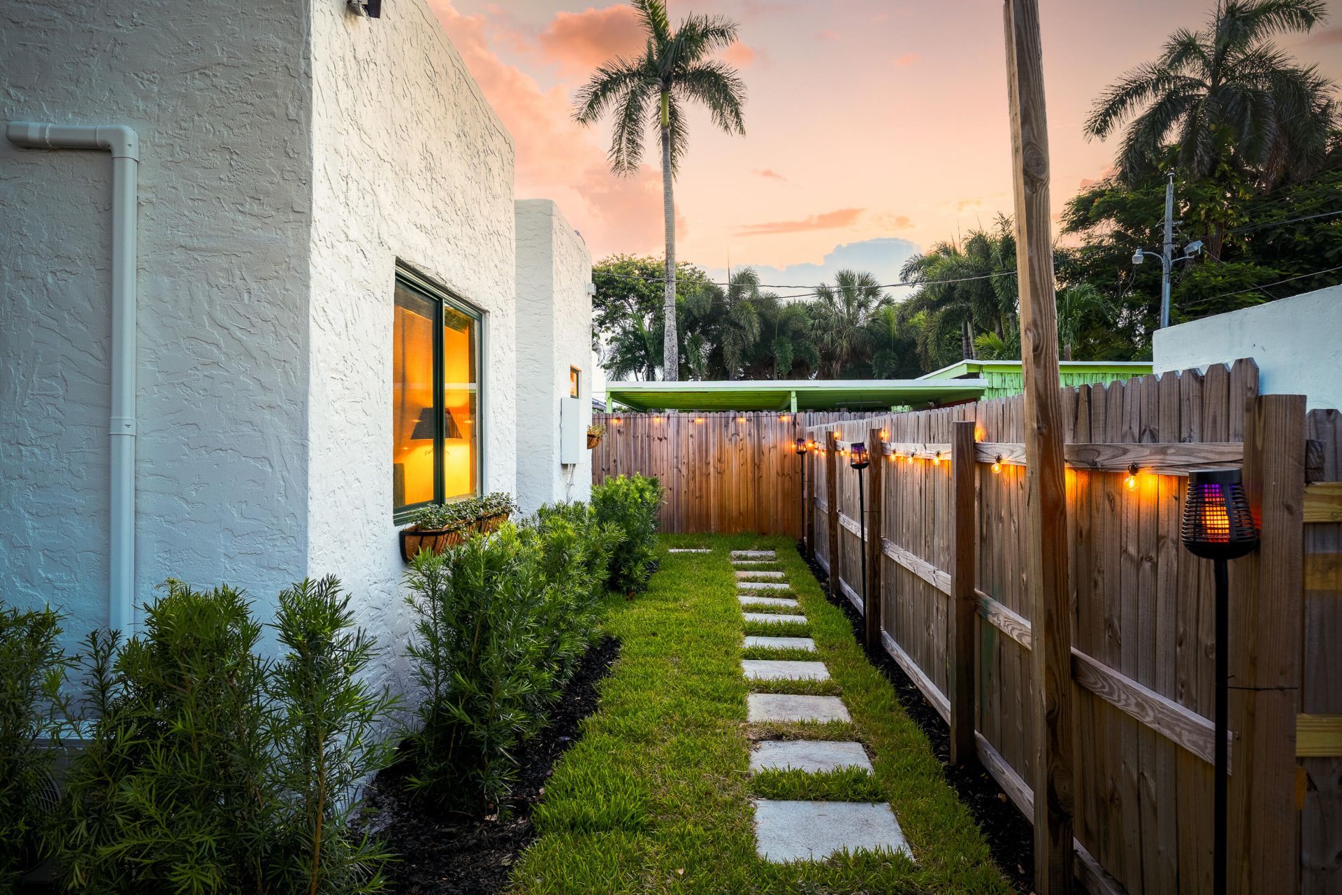 411 Valley Forge Road, West Palm Beach, FL 33405 Photo