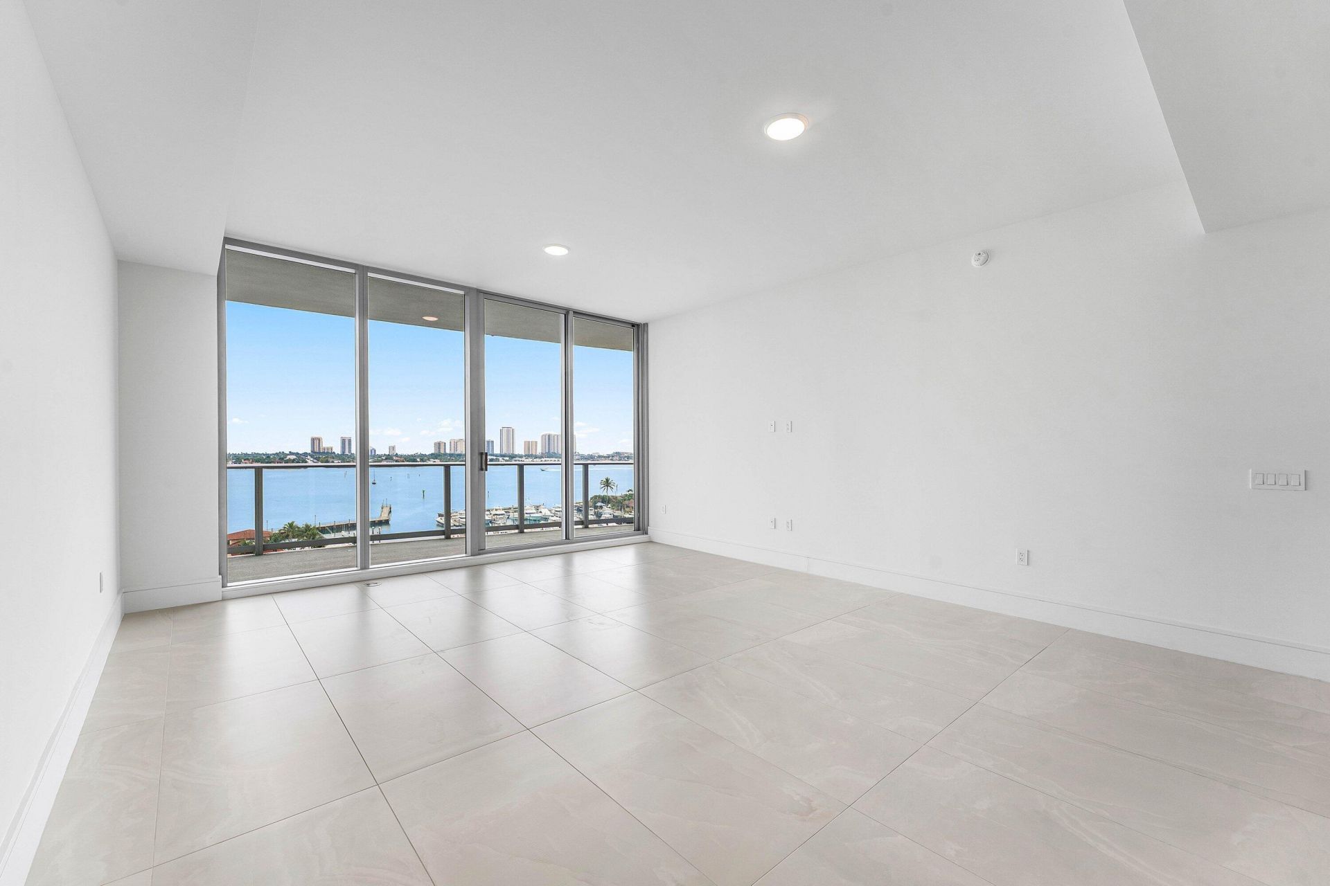 220 Lake Shore Drive, Unit 1006, Lake Park, FL 33403 Photo