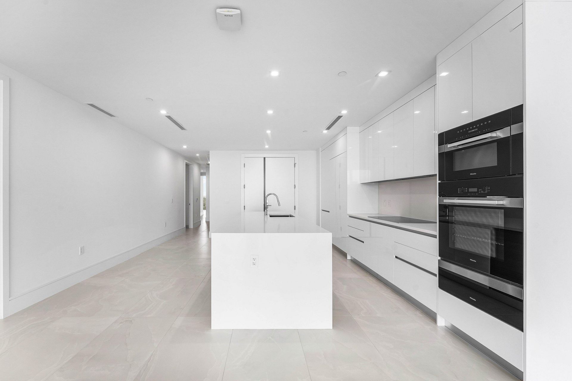 220 Lake Shore Drive, Unit 1006, Lake Park, FL 33403 Photo