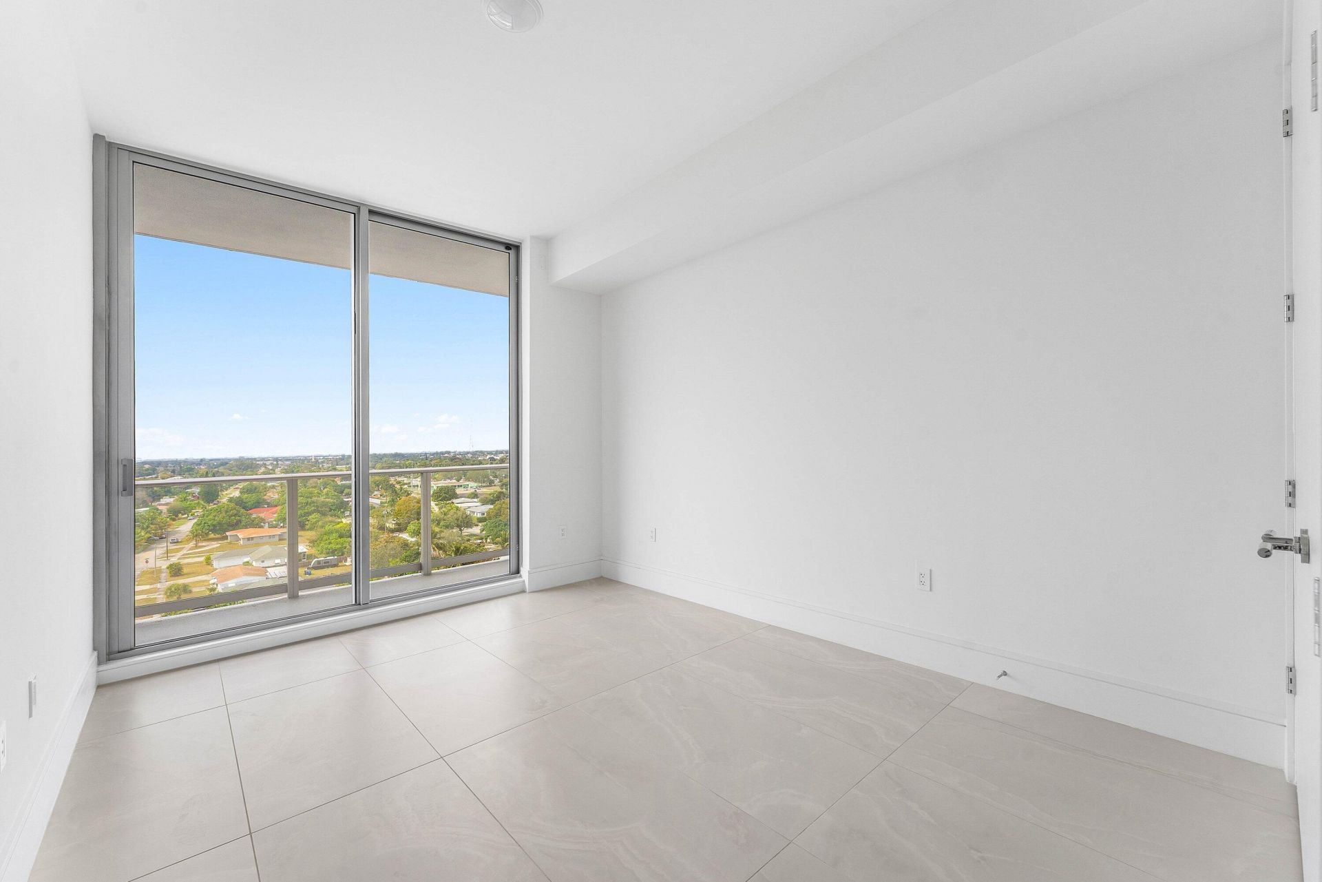 220 Lake Shore Drive, Unit 1006, Lake Park, FL 33403 Photo