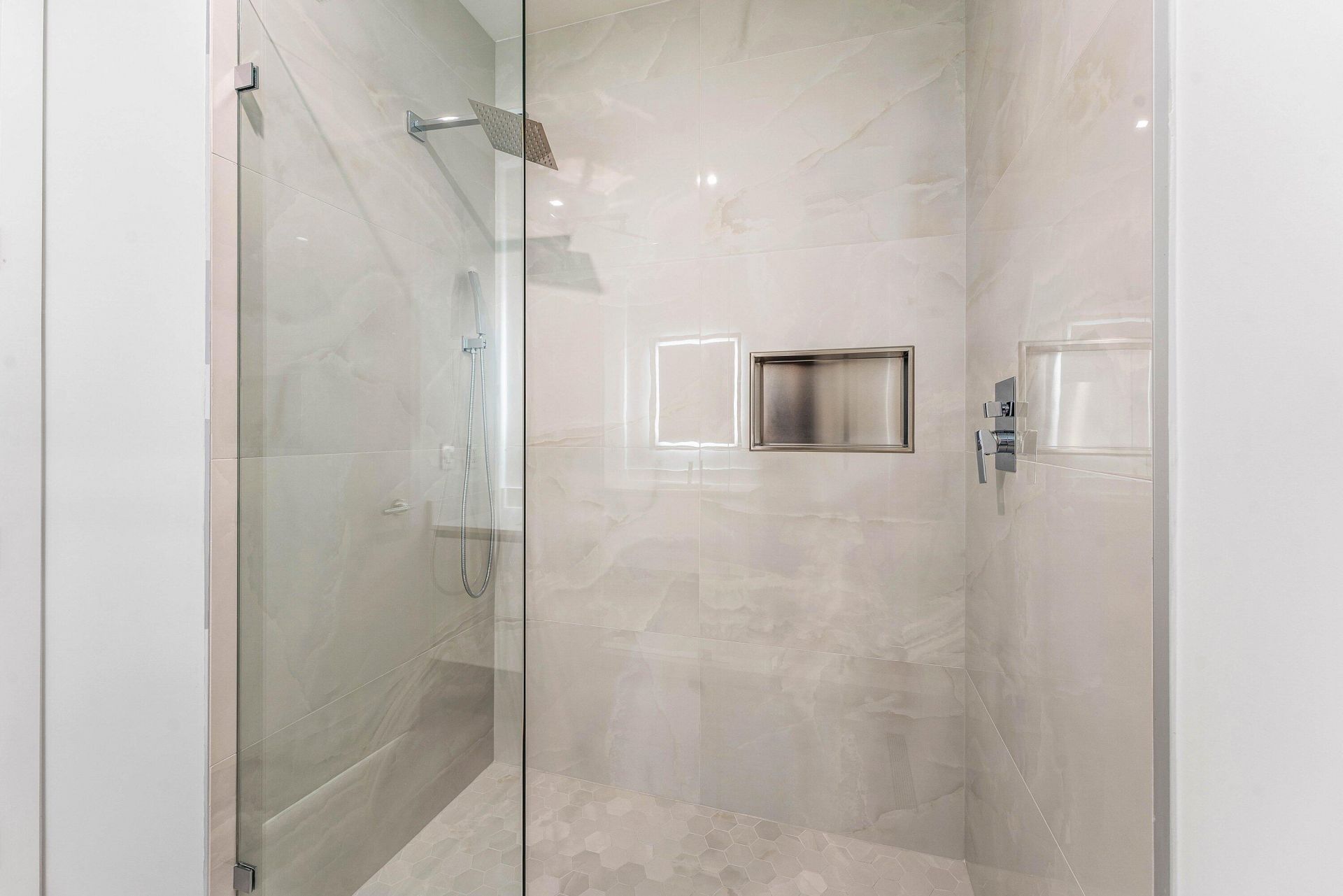 220 Lake Shore Drive, Unit 1006, Lake Park, FL 33403 Photo