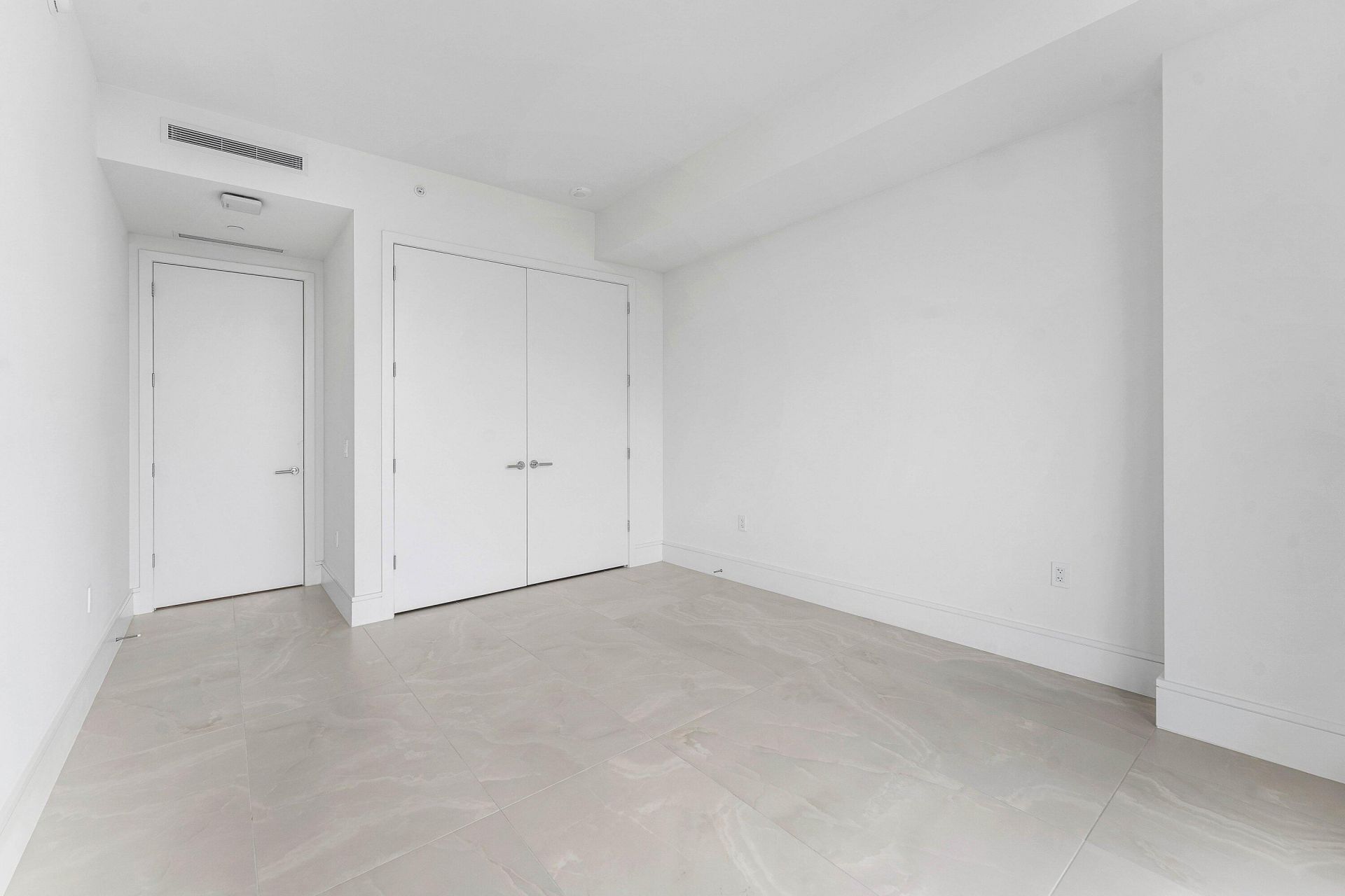 220 Lake Shore Drive, Unit 1006, Lake Park, FL 33403 Photo