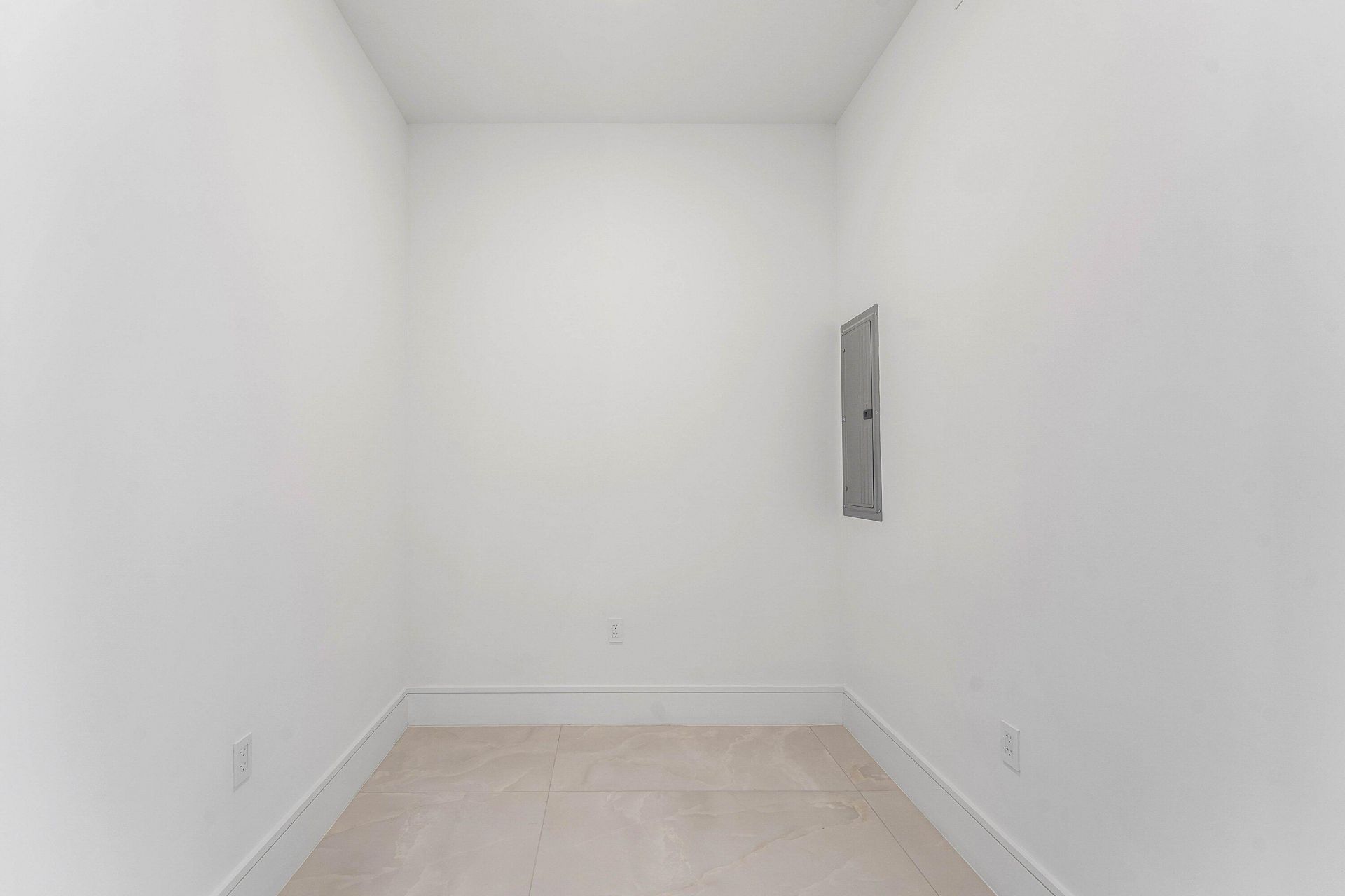 220 Lake Shore Drive, Unit 1006, Lake Park, FL 33403 Photo