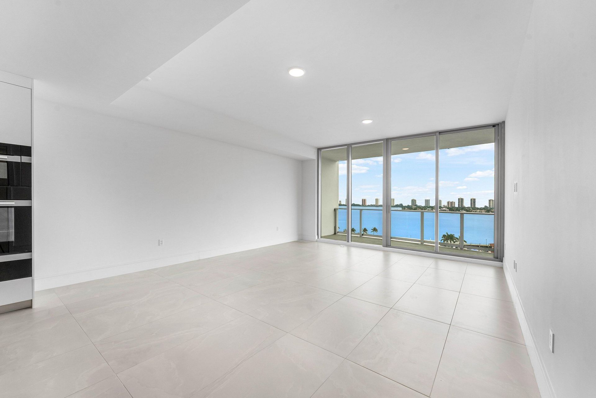 220 Lake Shore Drive, Unit 1006, Lake Park, FL 33403 Photo