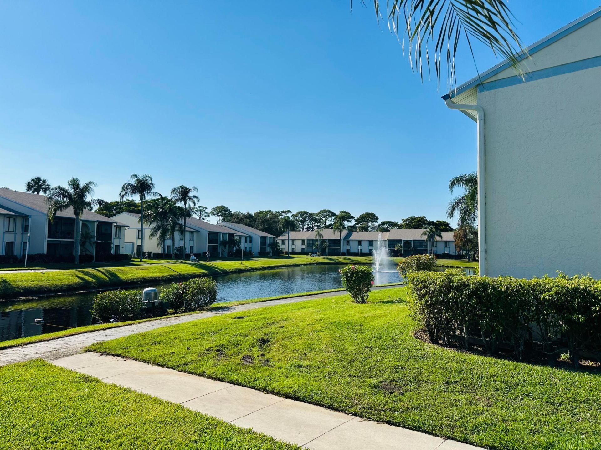 1115 Green Pine Boulevard, Unit A1, West Palm Beach, FL 33409 Photo