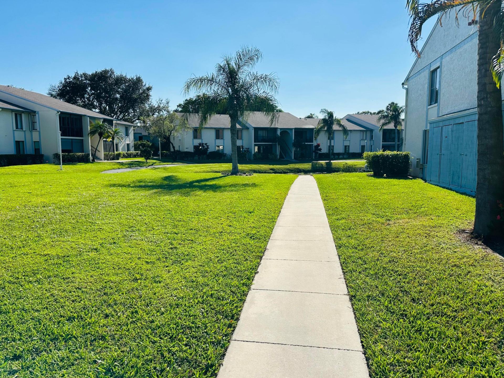 1115 Green Pine Boulevard, Unit A1, West Palm Beach, FL 33409 Photo