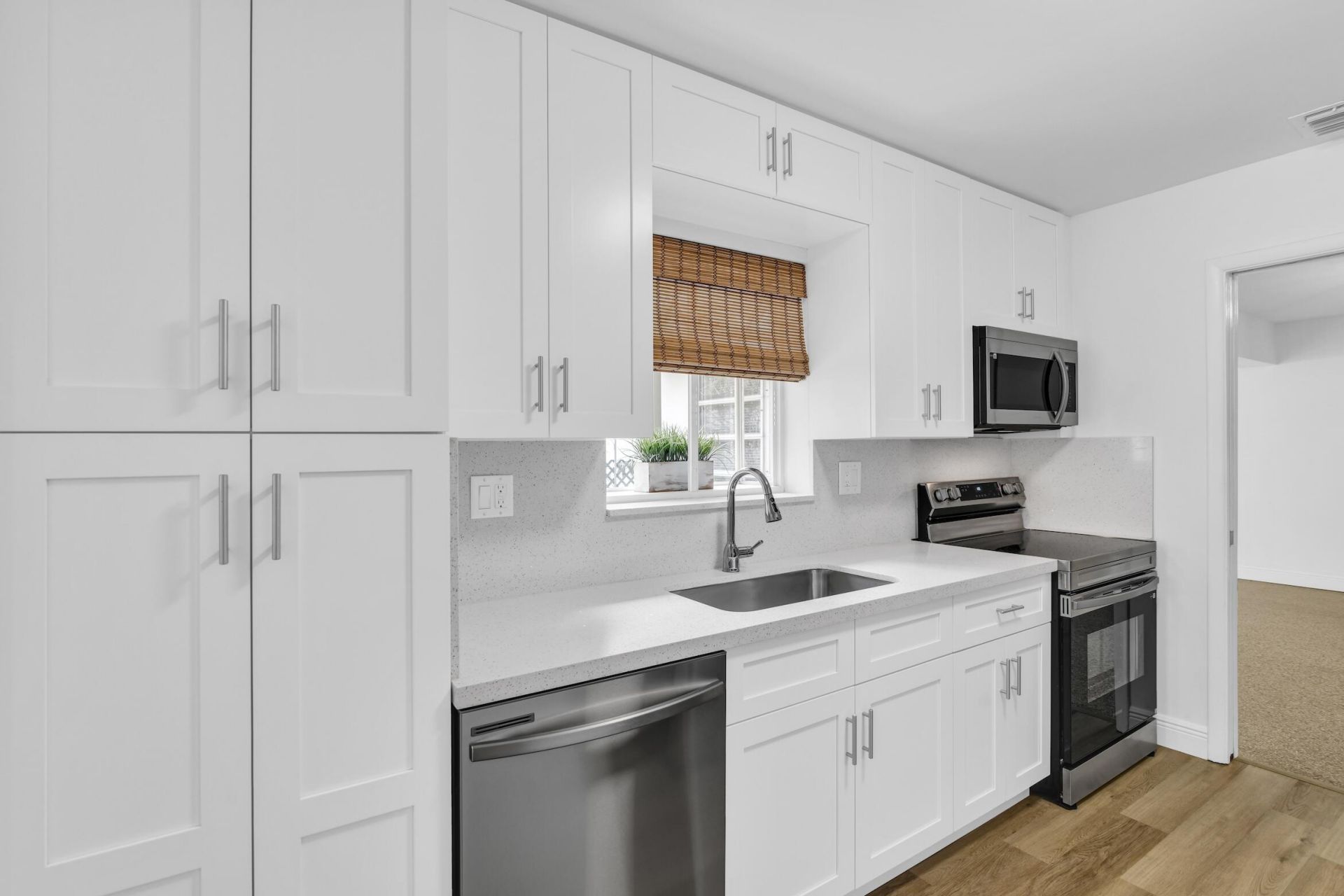 702 Sunset Drive, Lake Worth Beach, FL 33461 Photo