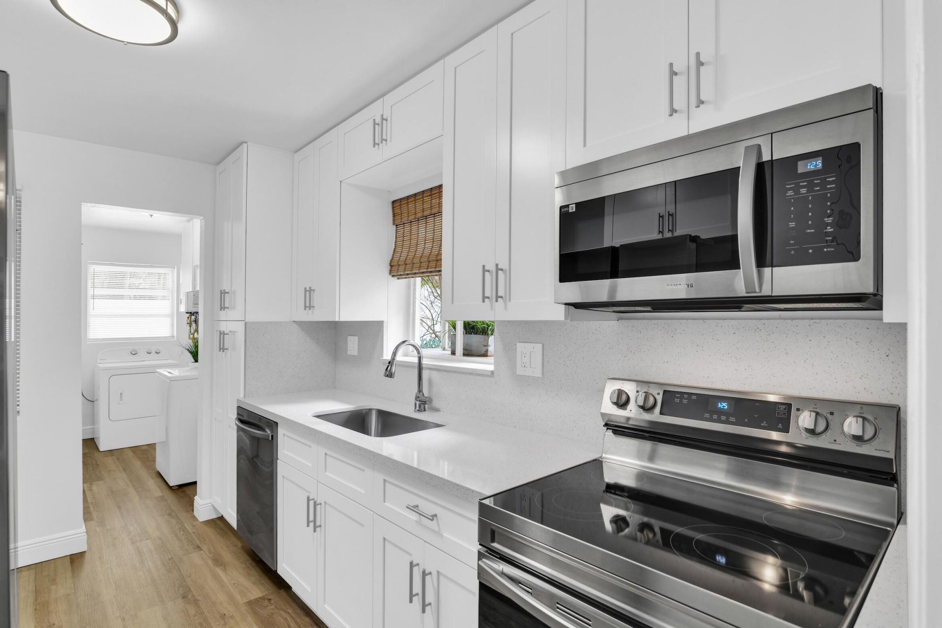 702 Sunset Drive, Lake Worth Beach, FL 33461 Photo