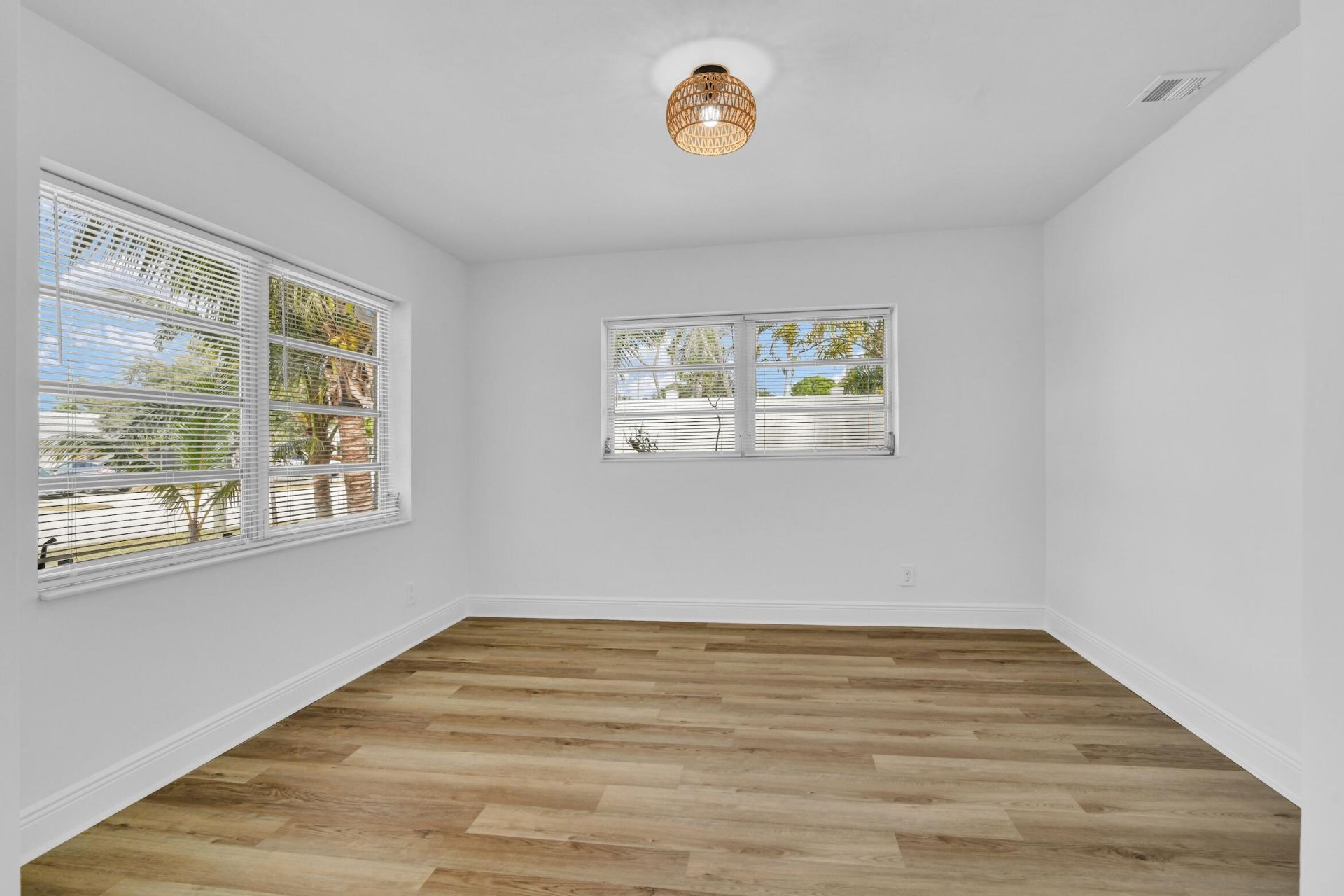 702 Sunset Drive, Lake Worth Beach, FL 33461 Photo