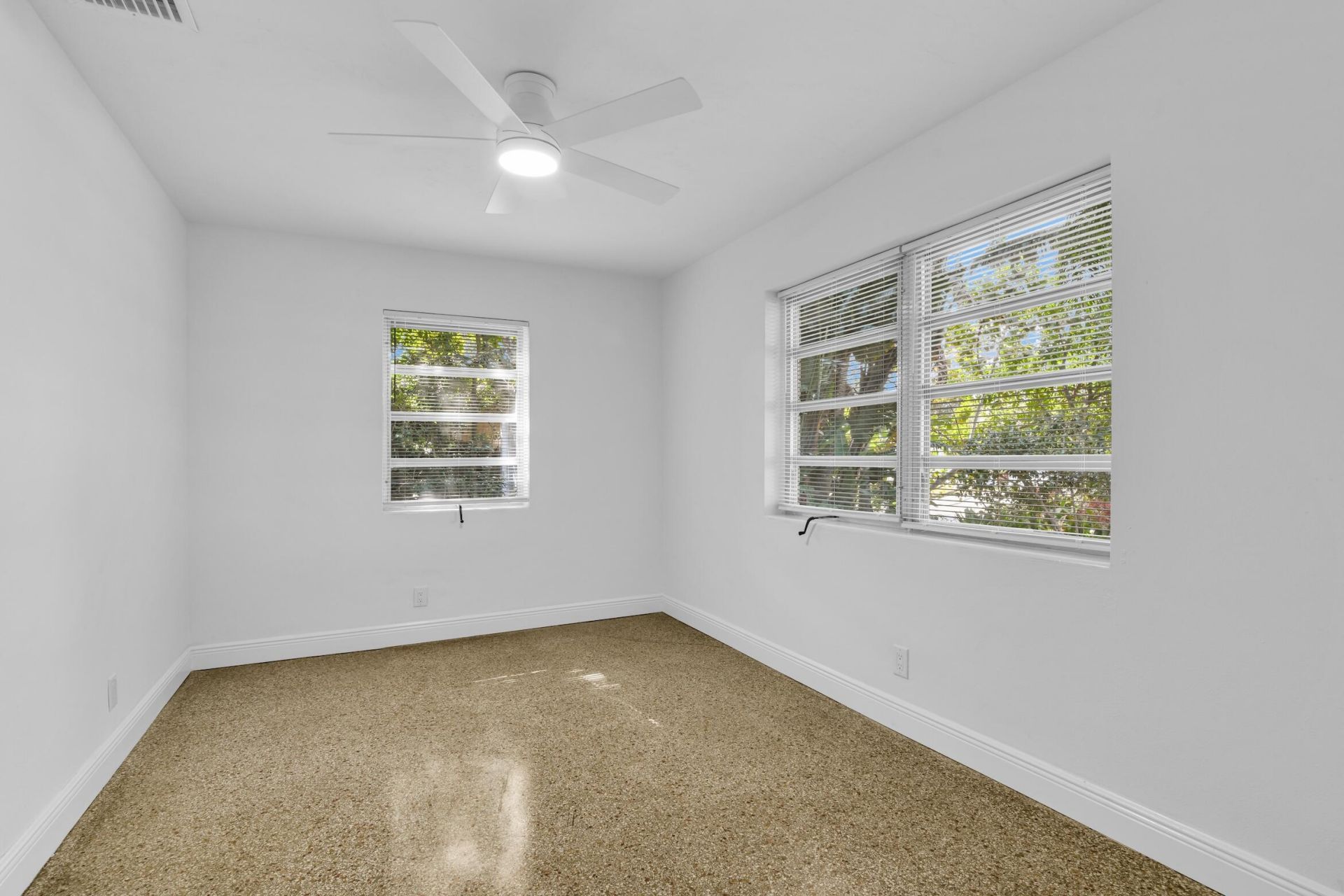 702 Sunset Drive, Lake Worth Beach, FL 33461 Photo